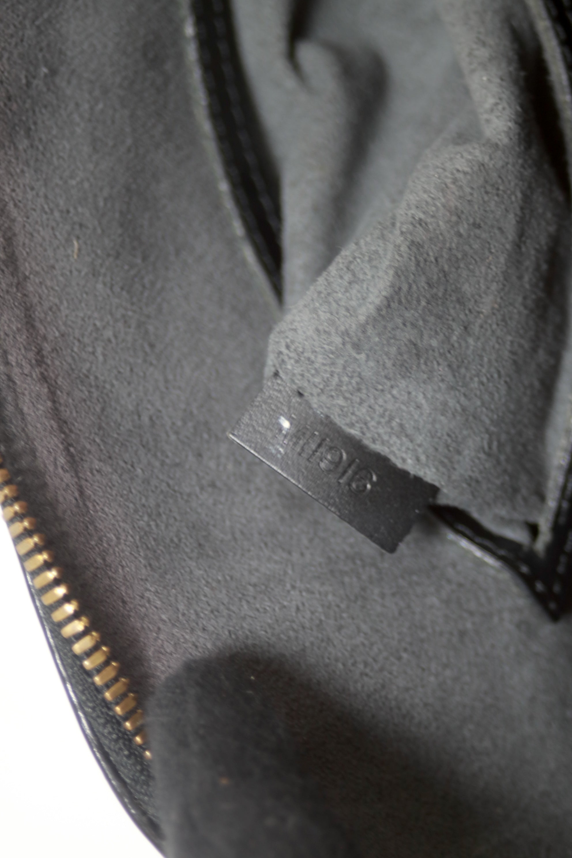 ルイヴィトン アルマ PM エピ ブラック 中古