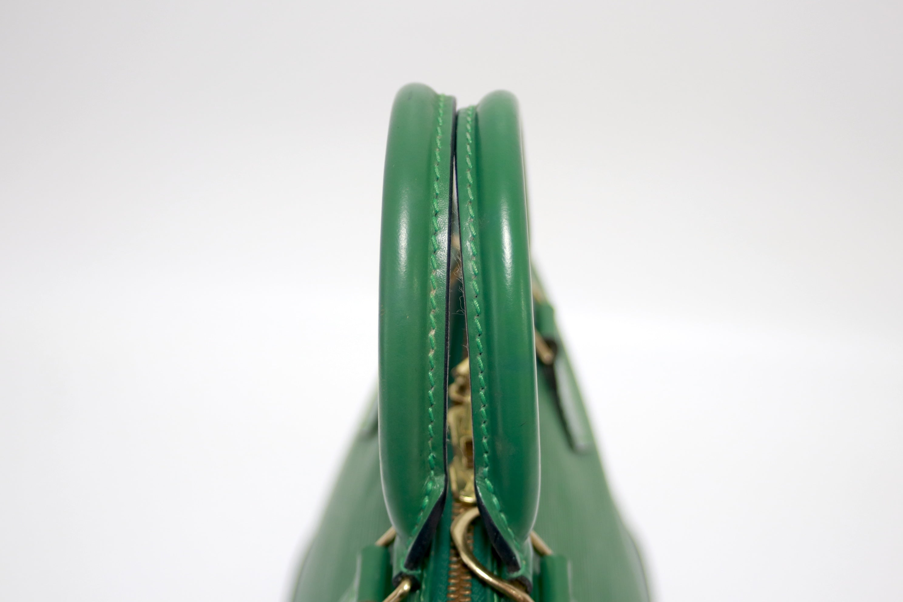 ルイヴィトン アルマ PM エピ グリーン 中古