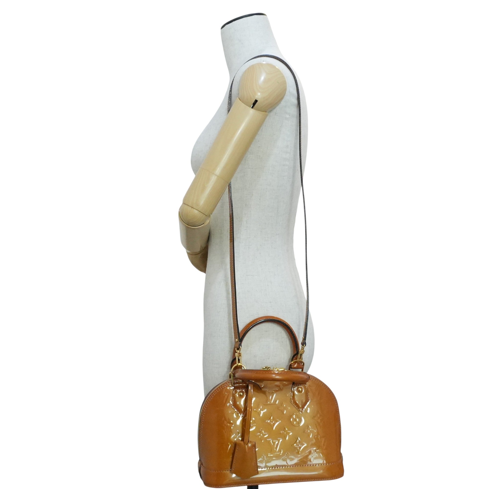 Pre-owned Louis Vuitton Vernis Alma BB Shoulder Bag Brown