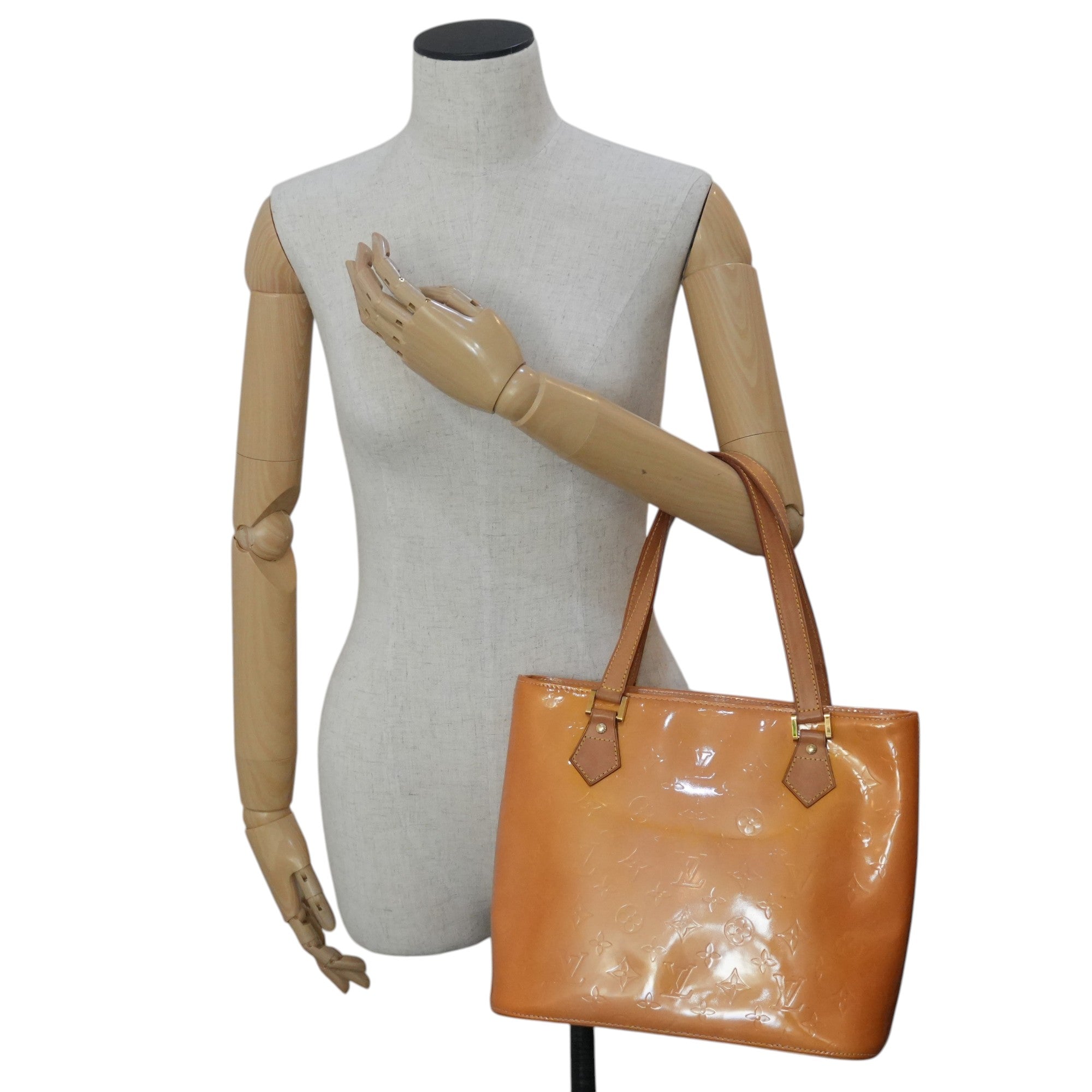 Pre-owned Louis Vuitton Vernis Houston Handbag Yellow