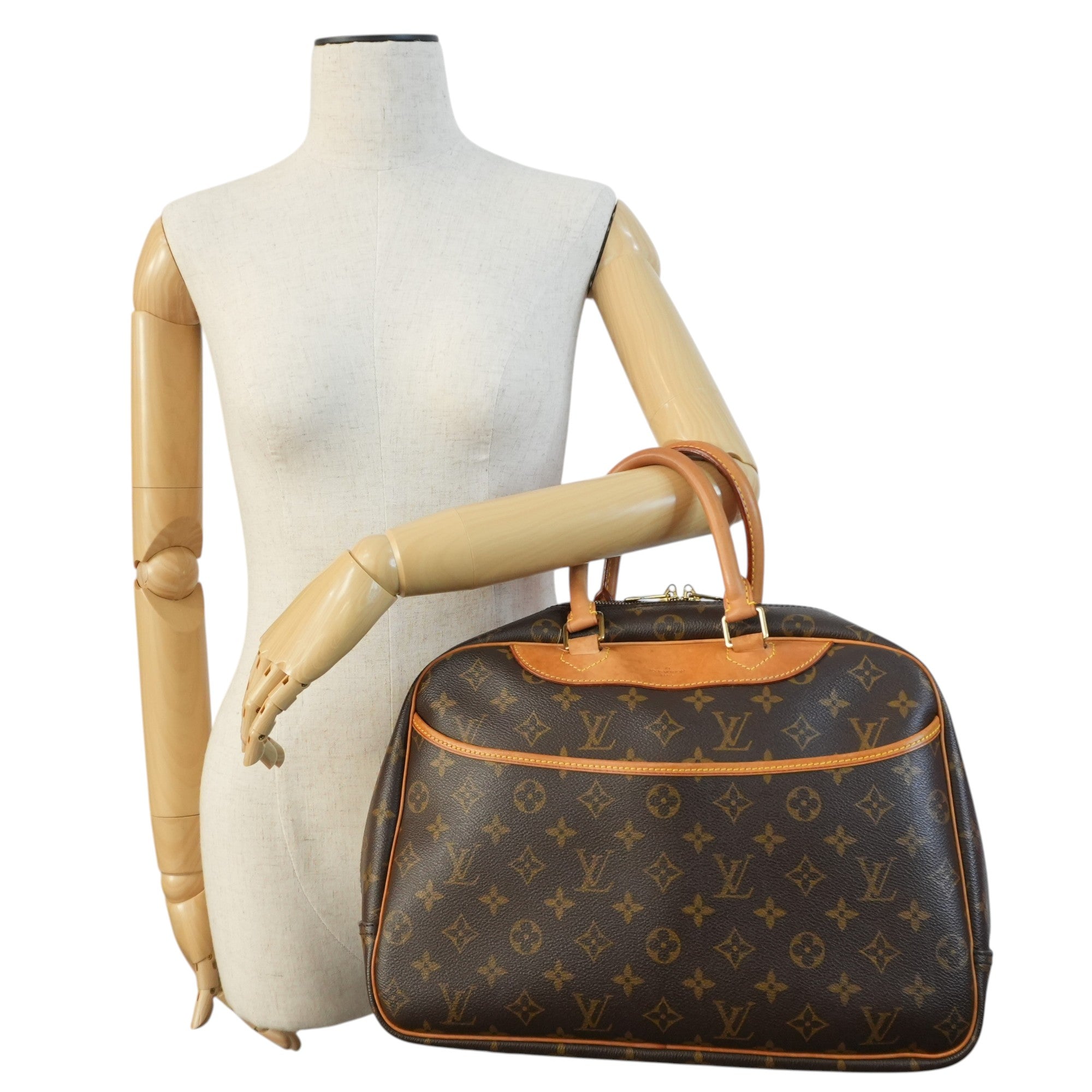 Pre-owned Louis Vuitton Monogram Deauville Handbag