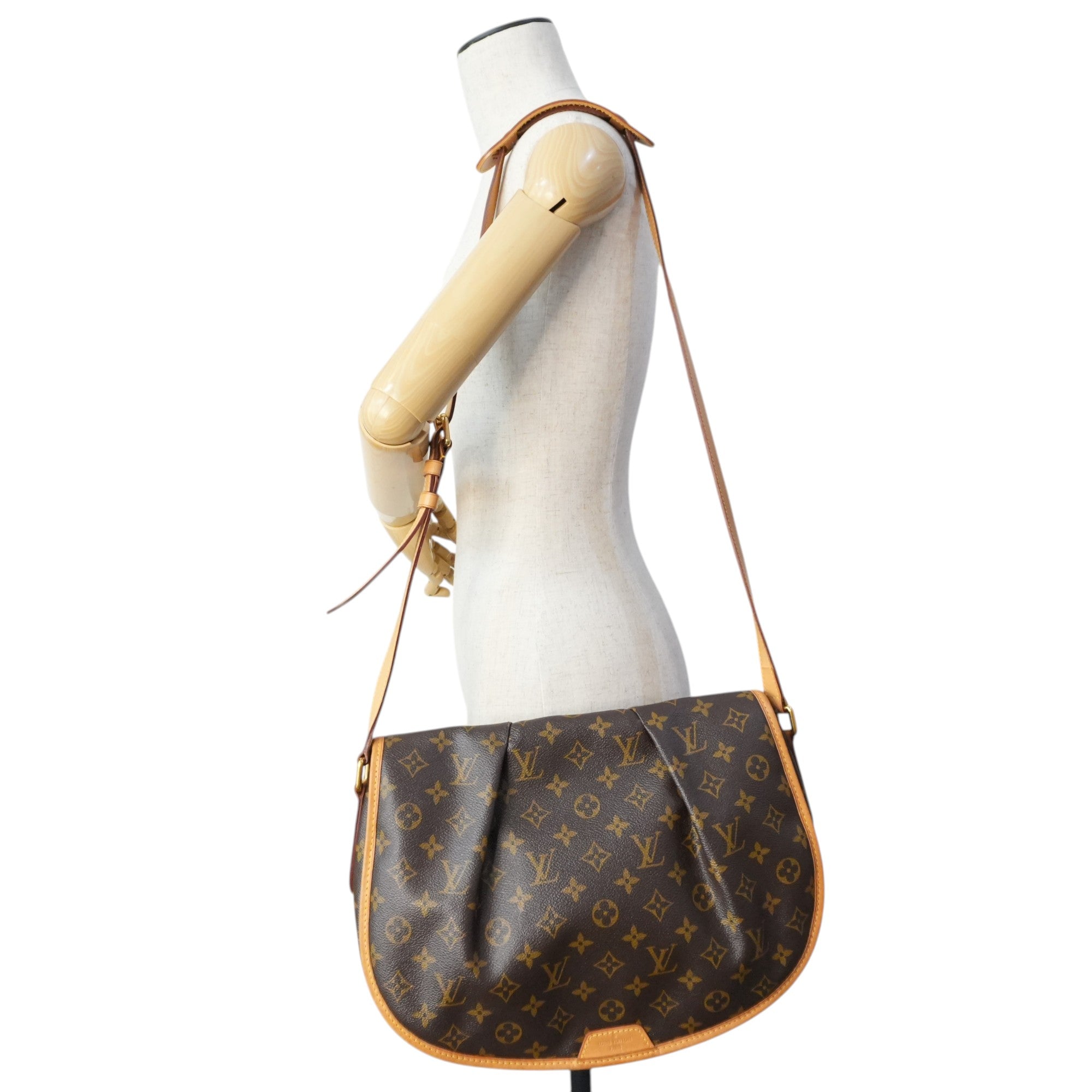 Pre-owned Louis Vuitton Monogram Menilmontant MM Shoulder Bag