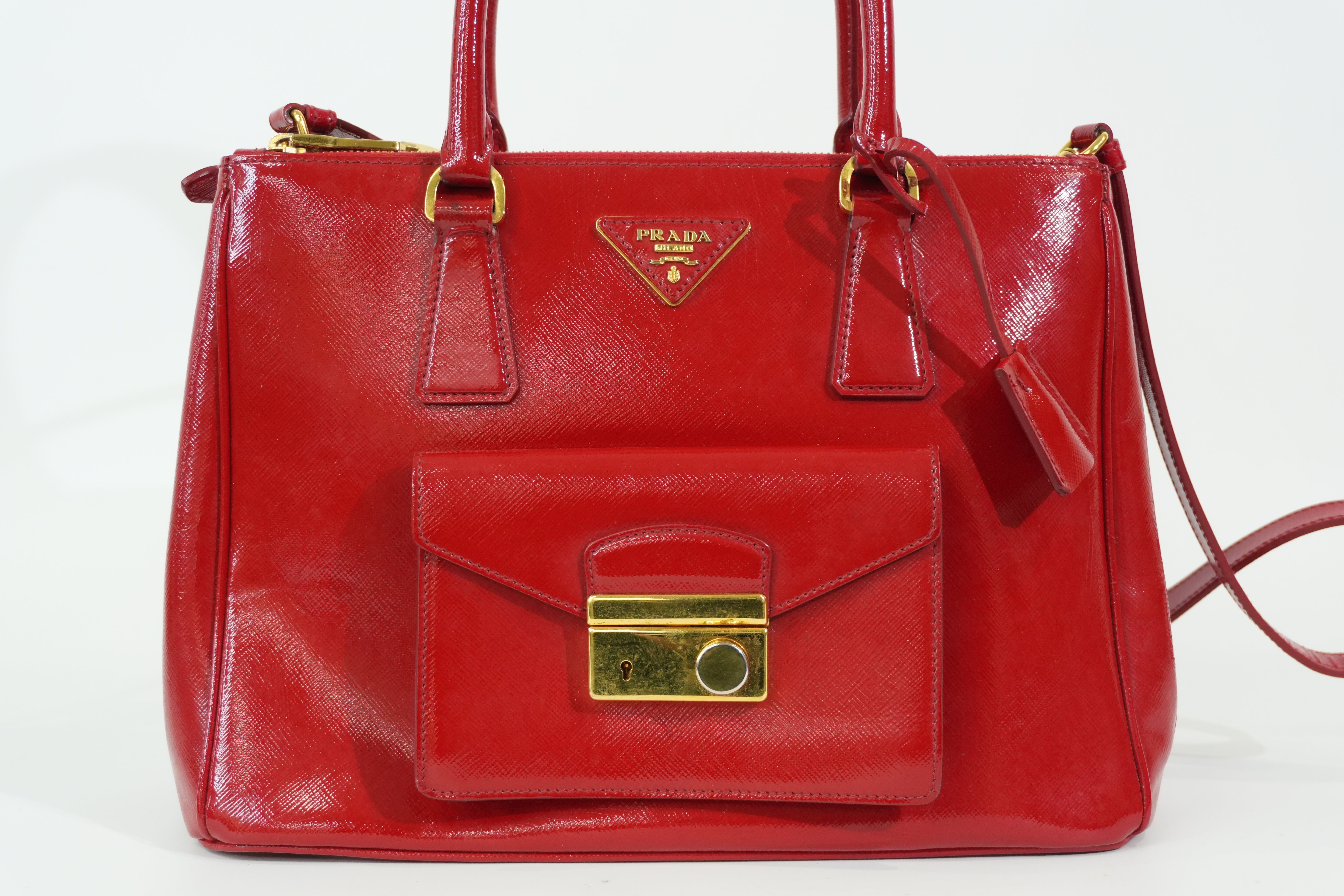 Pre-owned Prada Two Way Saffiano Vernice Galleria Shoulder Bag Red