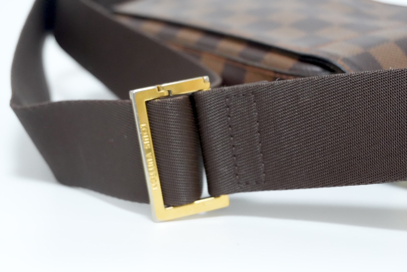 Louis Vuitton Geronimo Body Bag Used