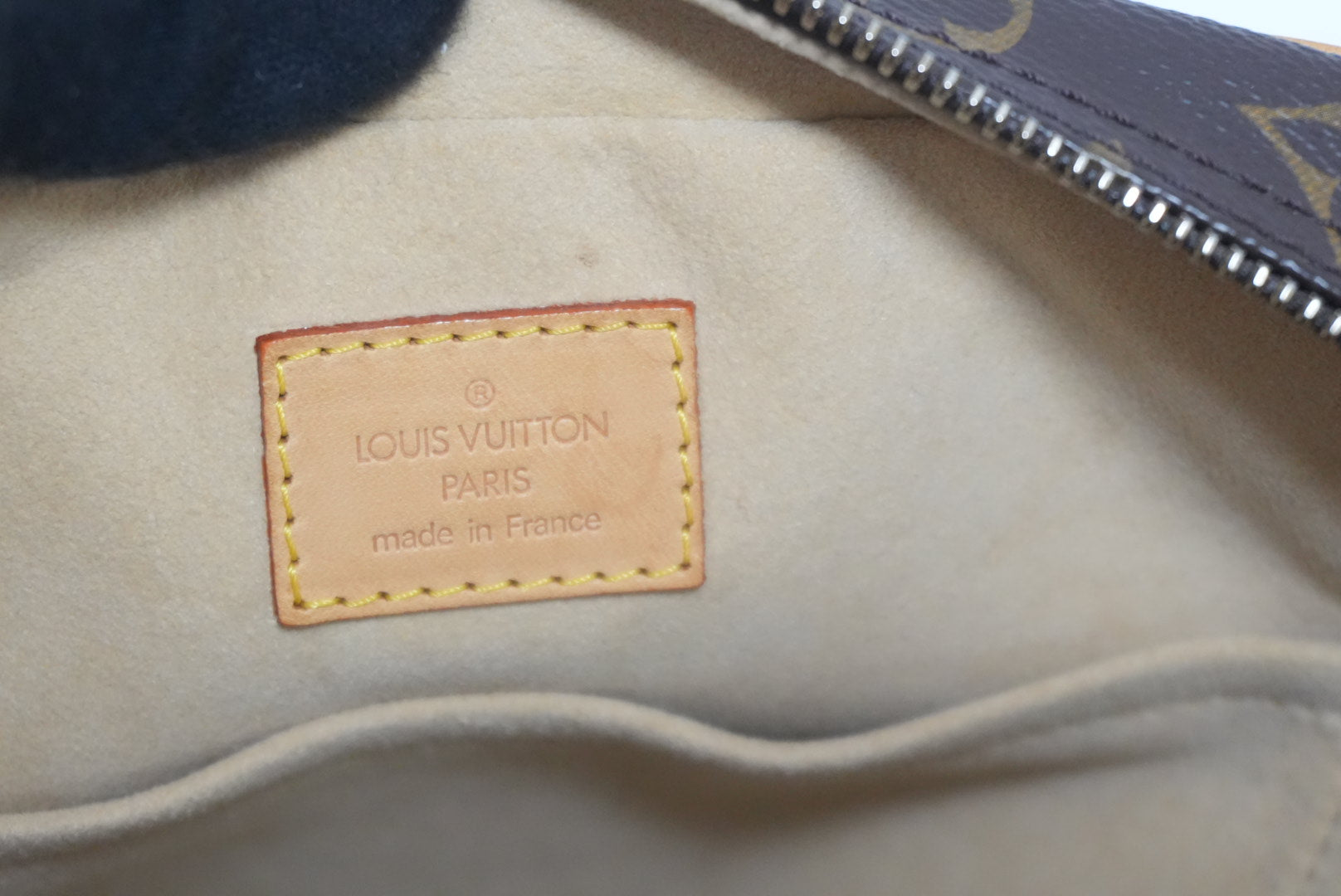 Louis Vuitton Manhattan PM Handbag Used