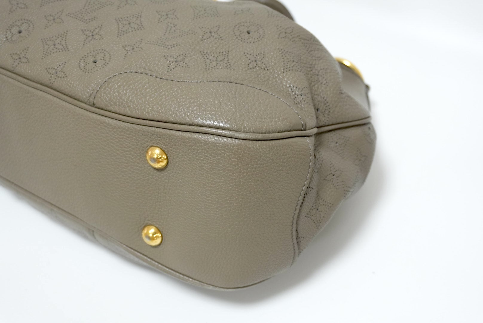 ルイ・ヴィトン ソーラー PM マヒナ 中古