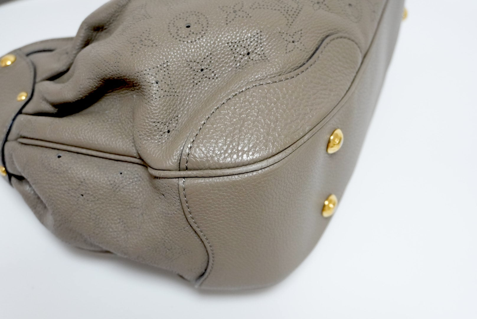 ルイ・ヴィトン ソーラー PM マヒナ 中古