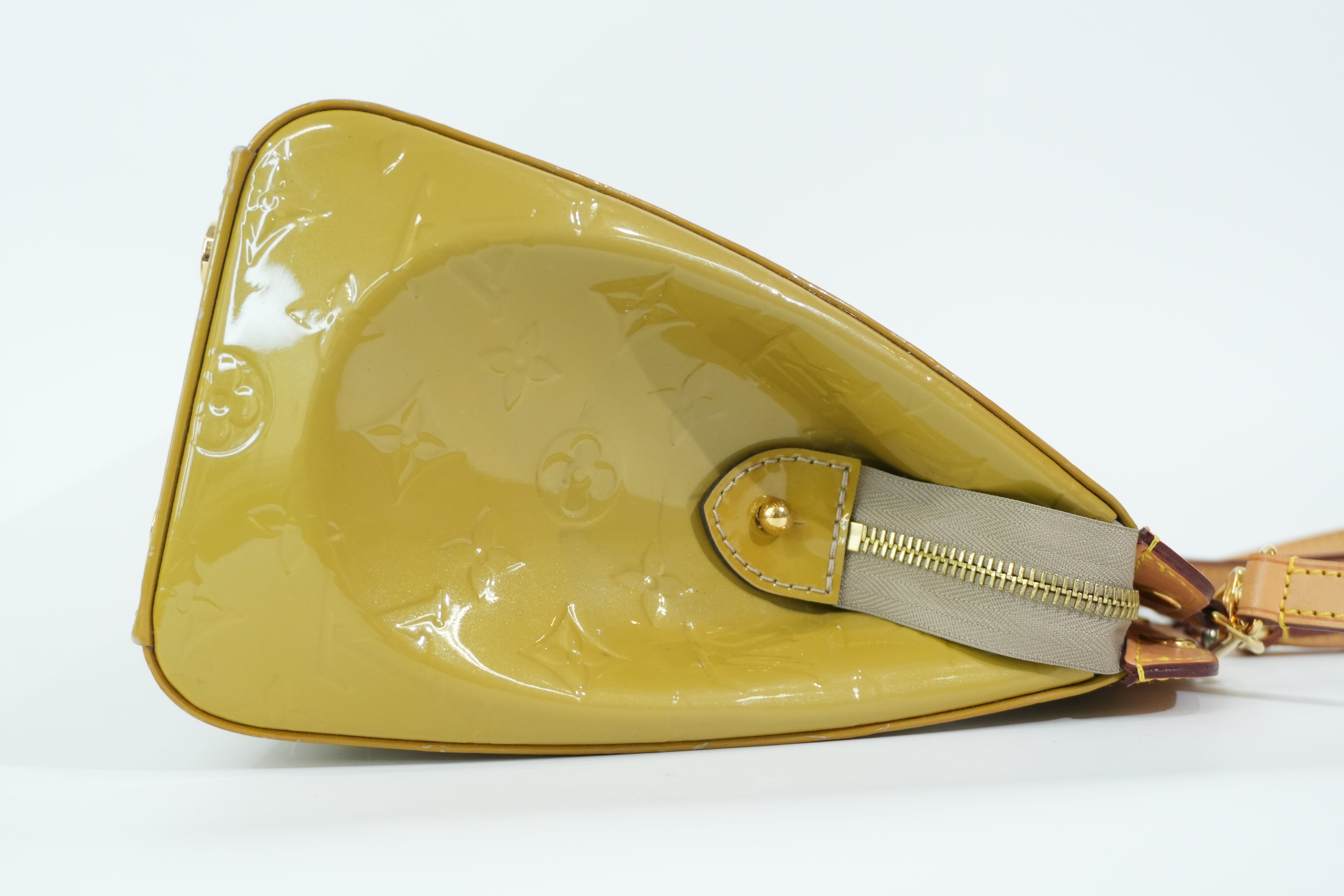 Pre-owned Louis Vuitton Vernis Brea MM Tote Bag Citrin