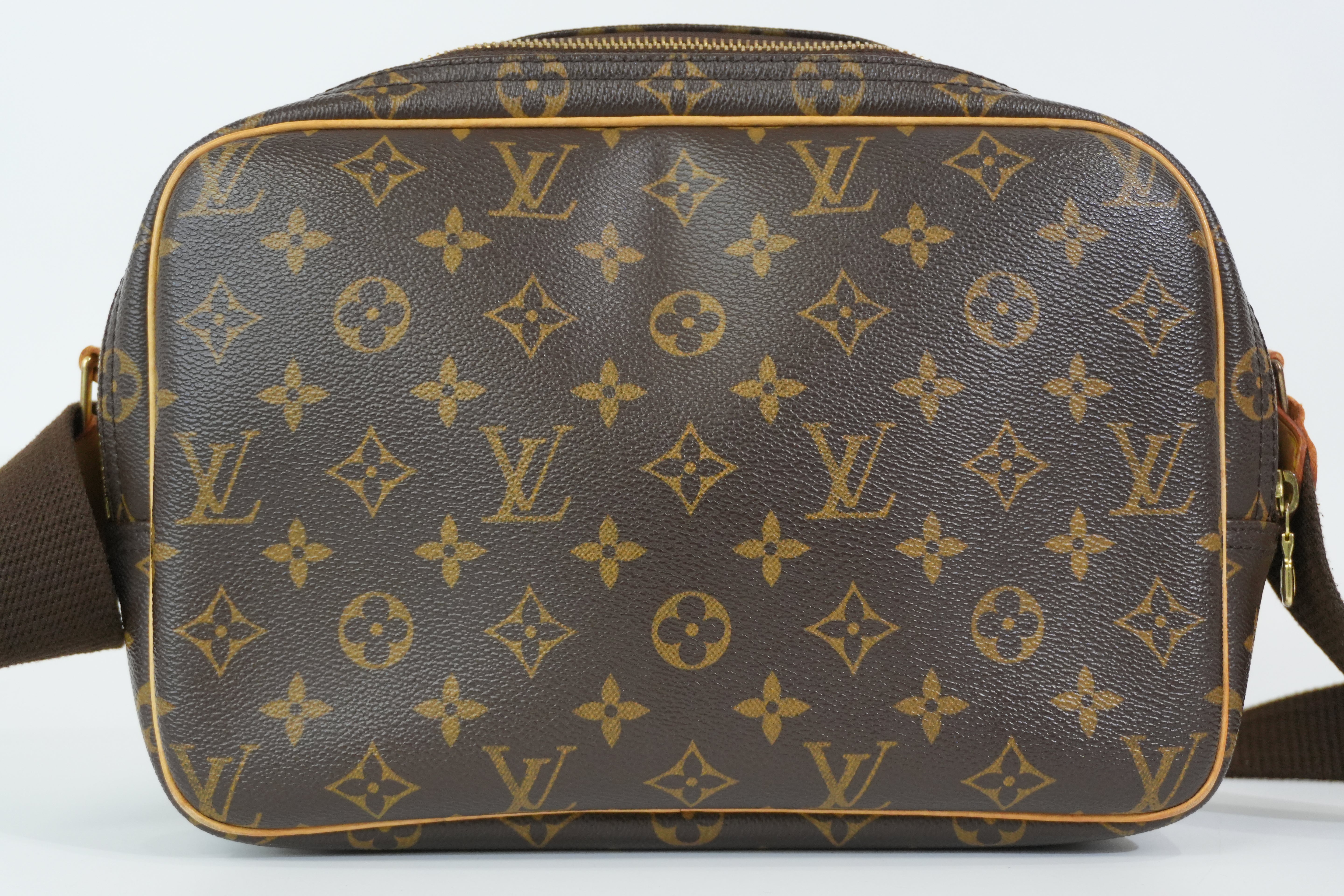 Pre-owned Louis Vuitton Monogram Reporter PM Shoulder Bag