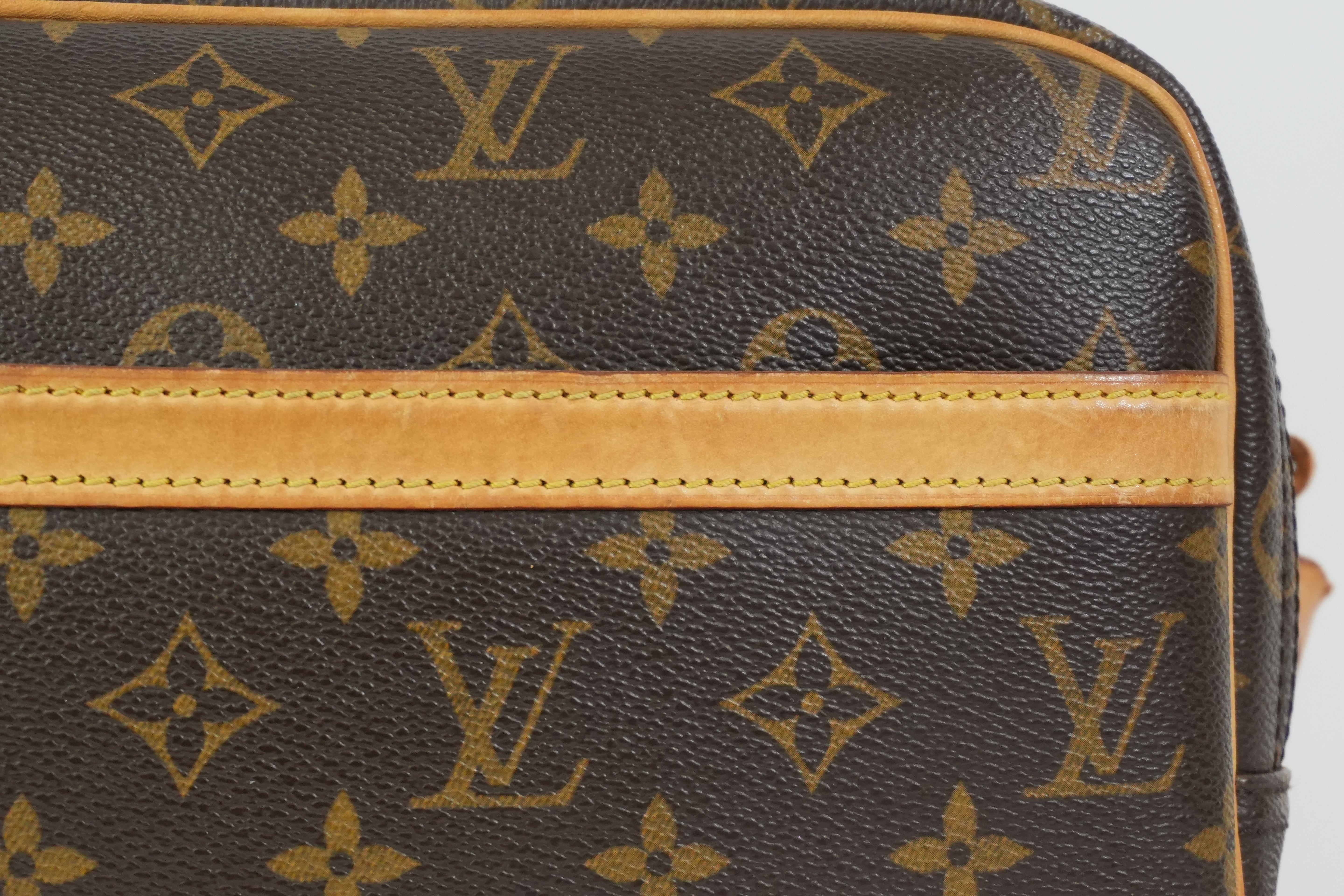 Pre-owned Louis Vuitton Monogram Reporter PM Shoulder Bag