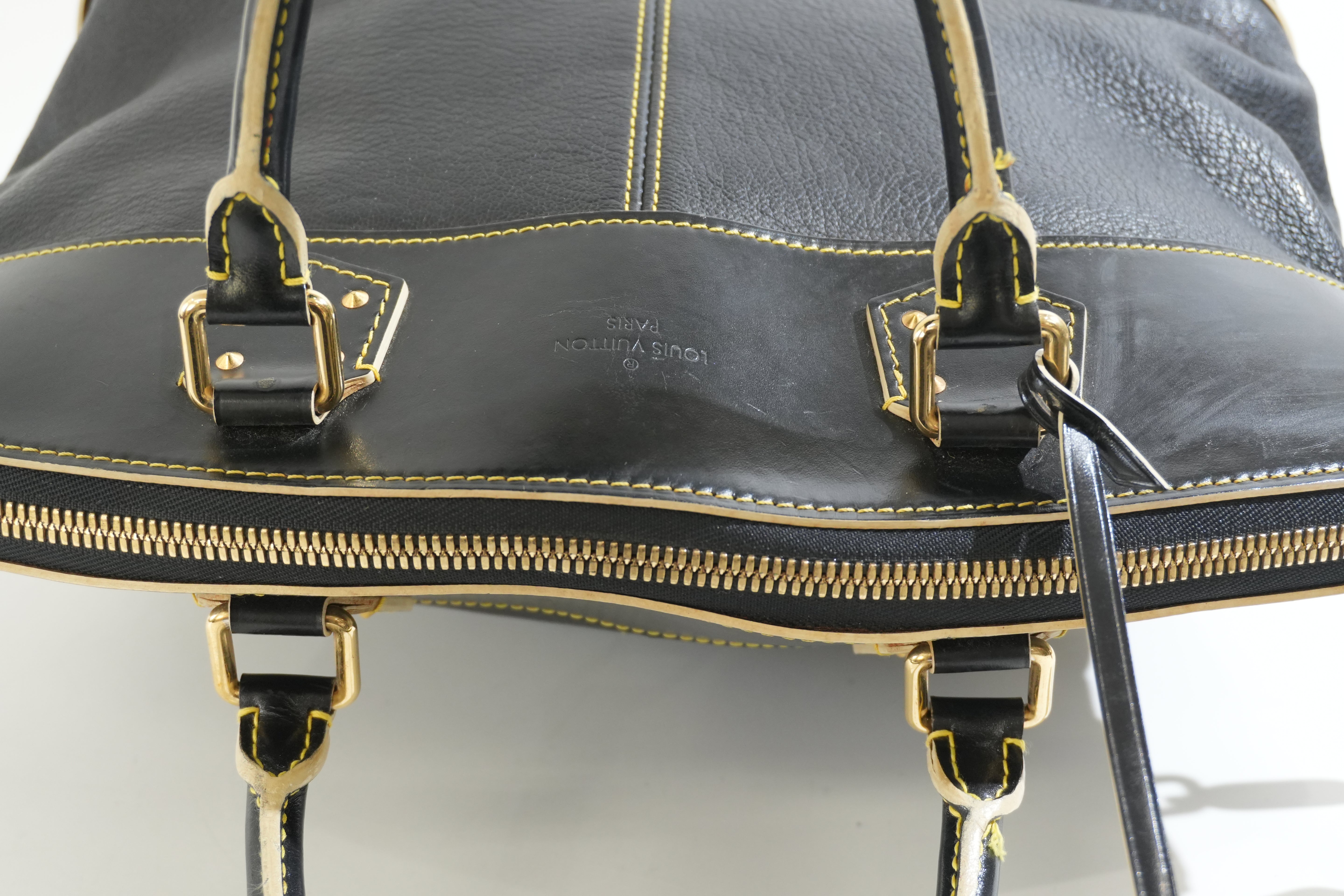 Pre-owned Louis Vuitton Lock It Suhali Handbag Black