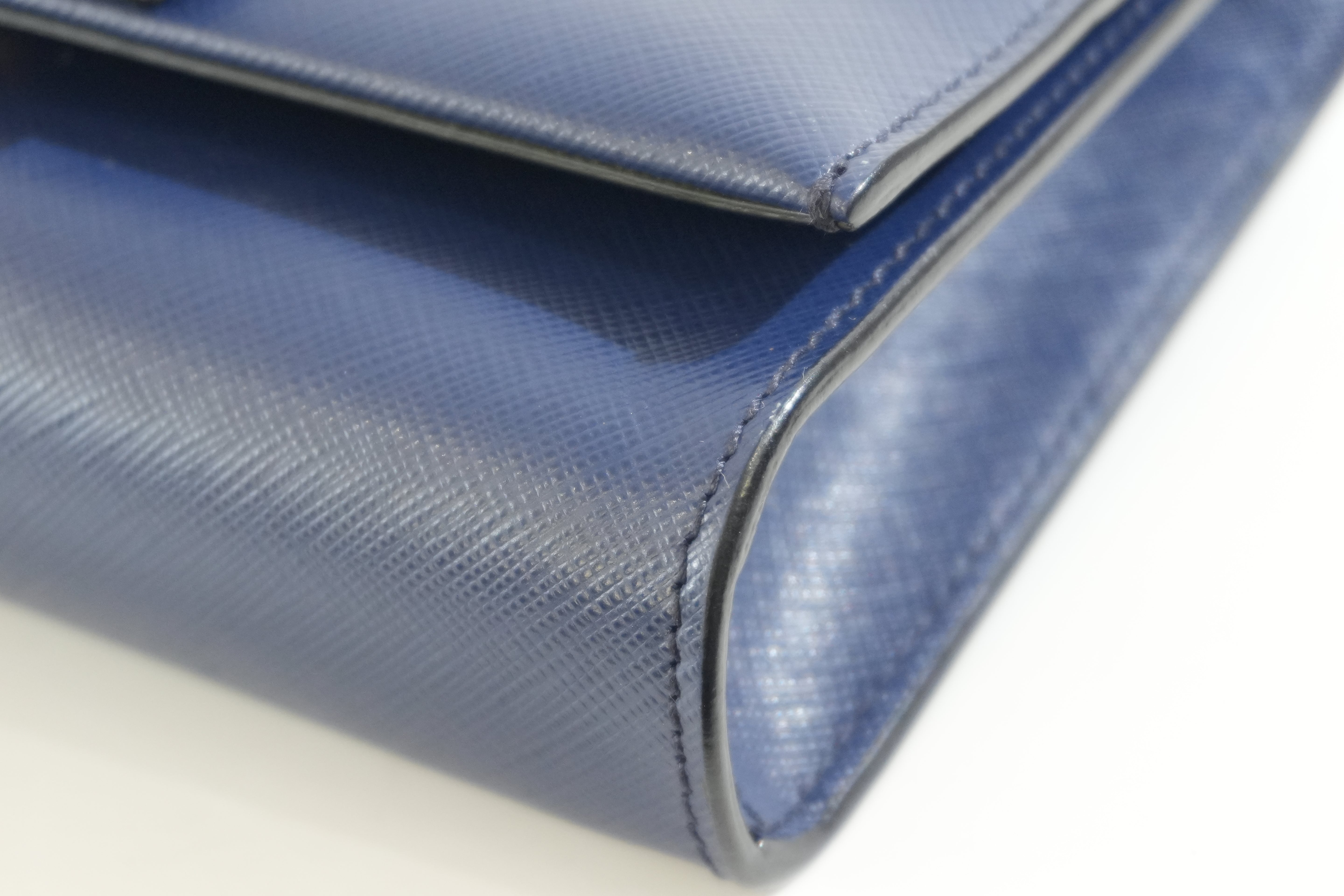 Pre-owned Ferragamo Chain Crossbody Bag Blue