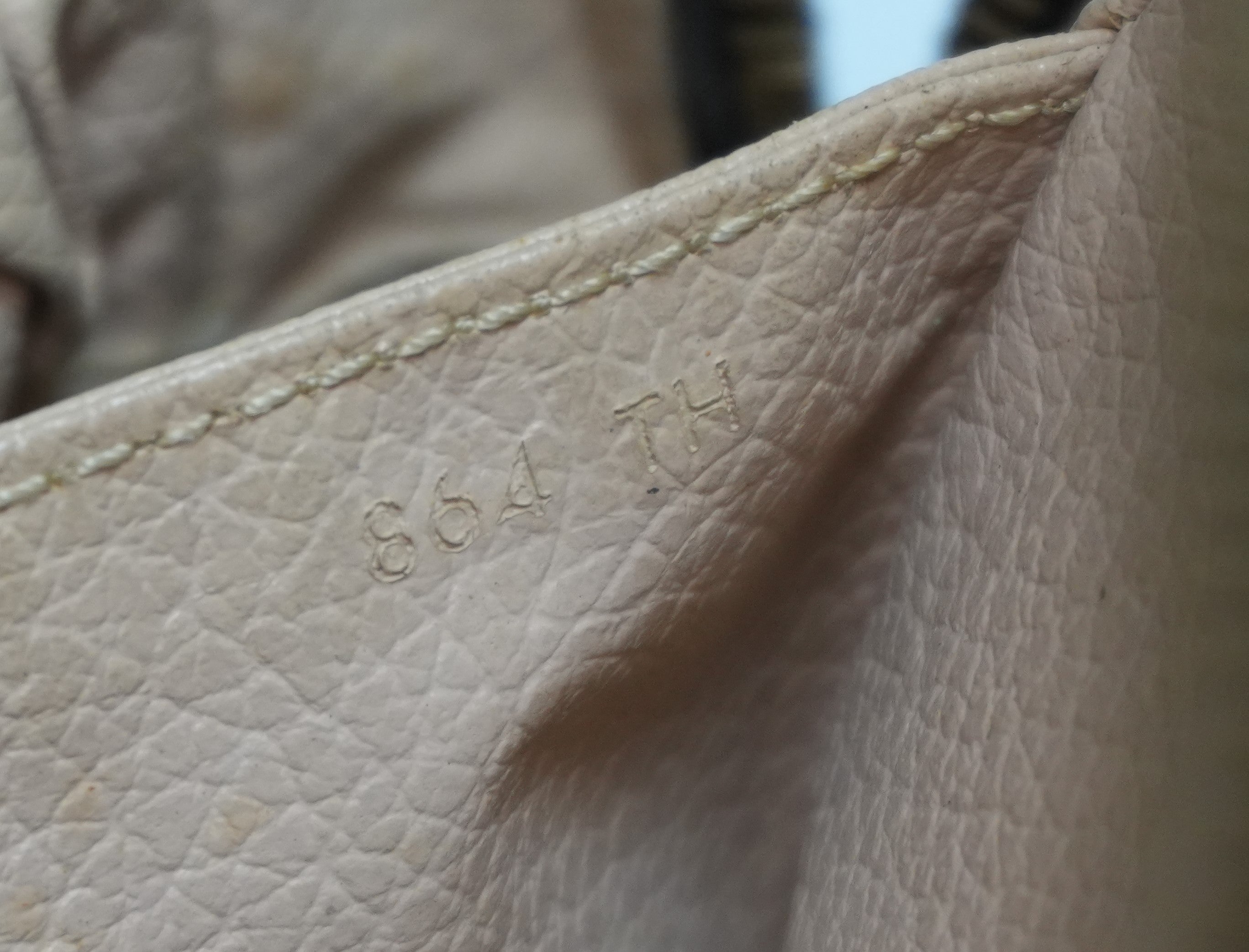 Louis Vuitton Monogram Trousse 23 Canvas Used