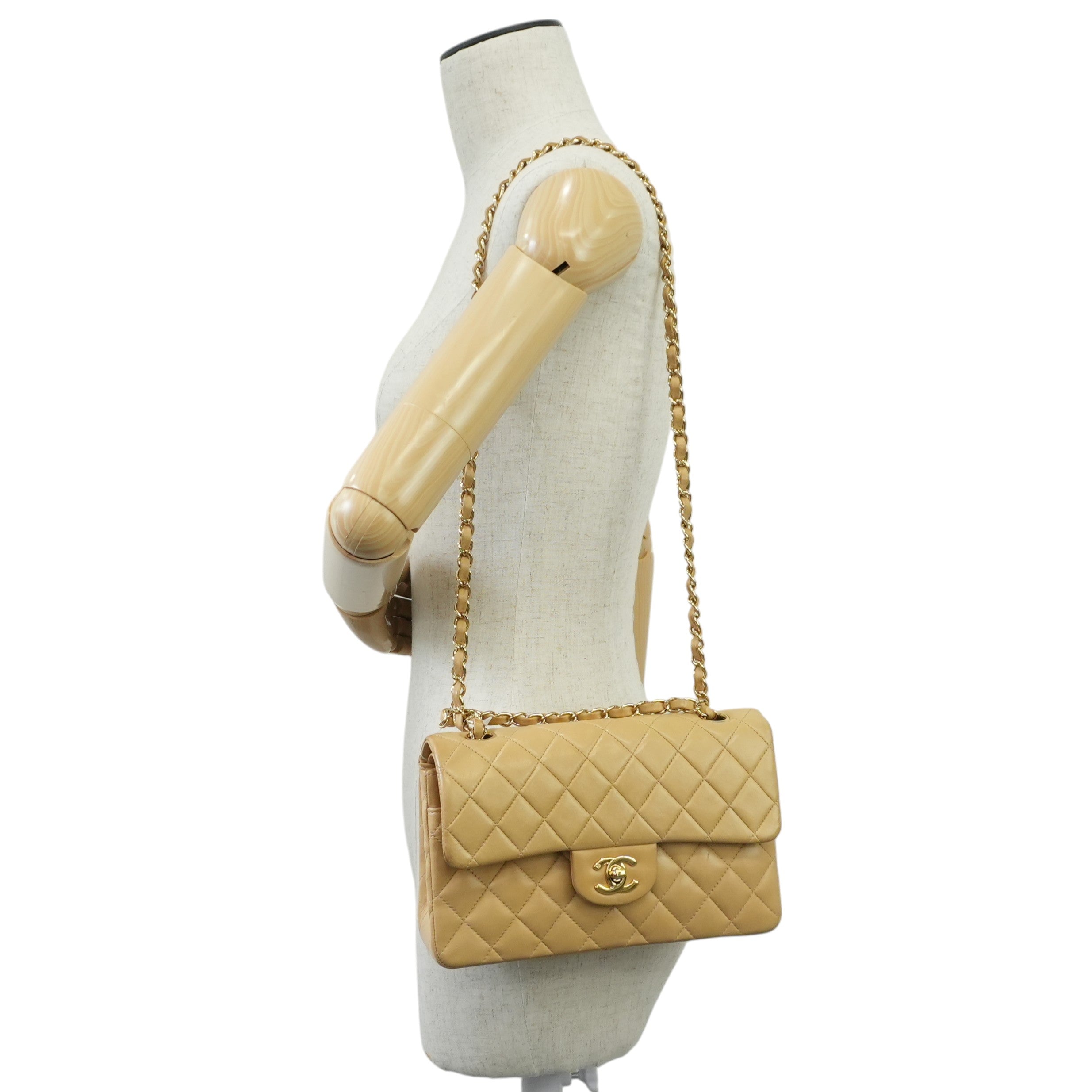 Chanel Matelasse Lamb Skin Chain Shoulder Bag Beige Used