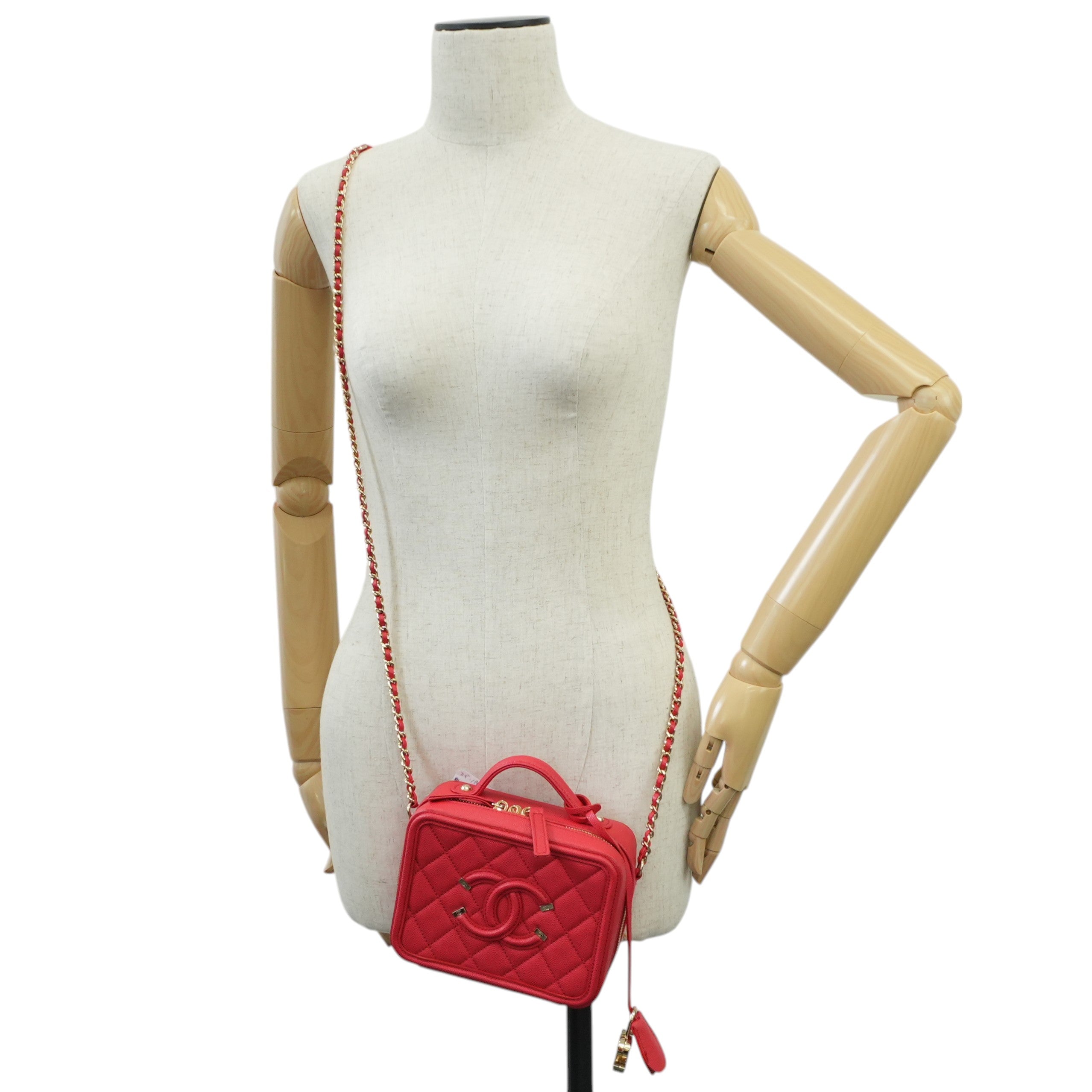 Chanel Filigree Cherry Red Vibrant Shoulder Bag Used