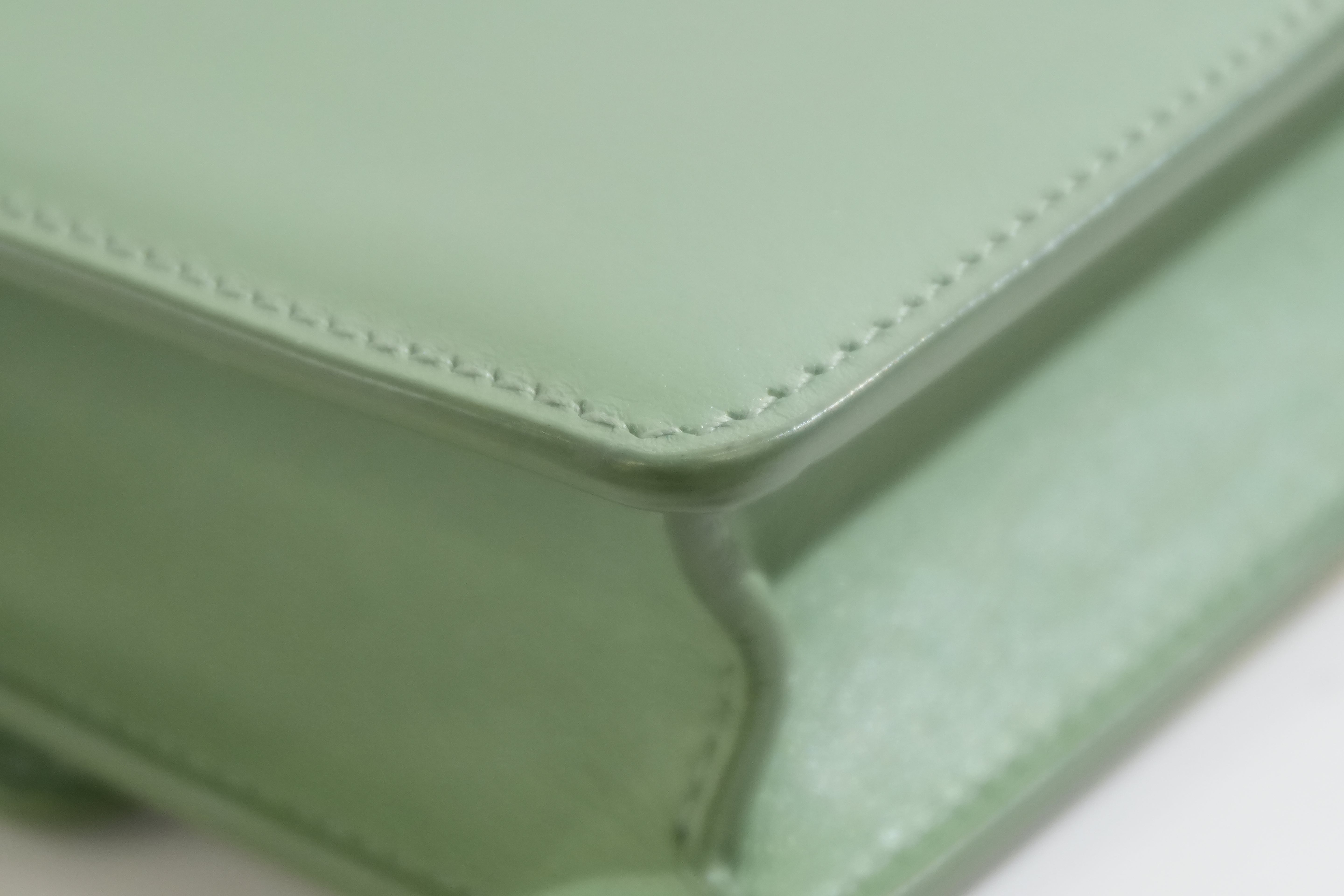 Pre-owned Dior 30 Montaigne Shoulder Bag Green
