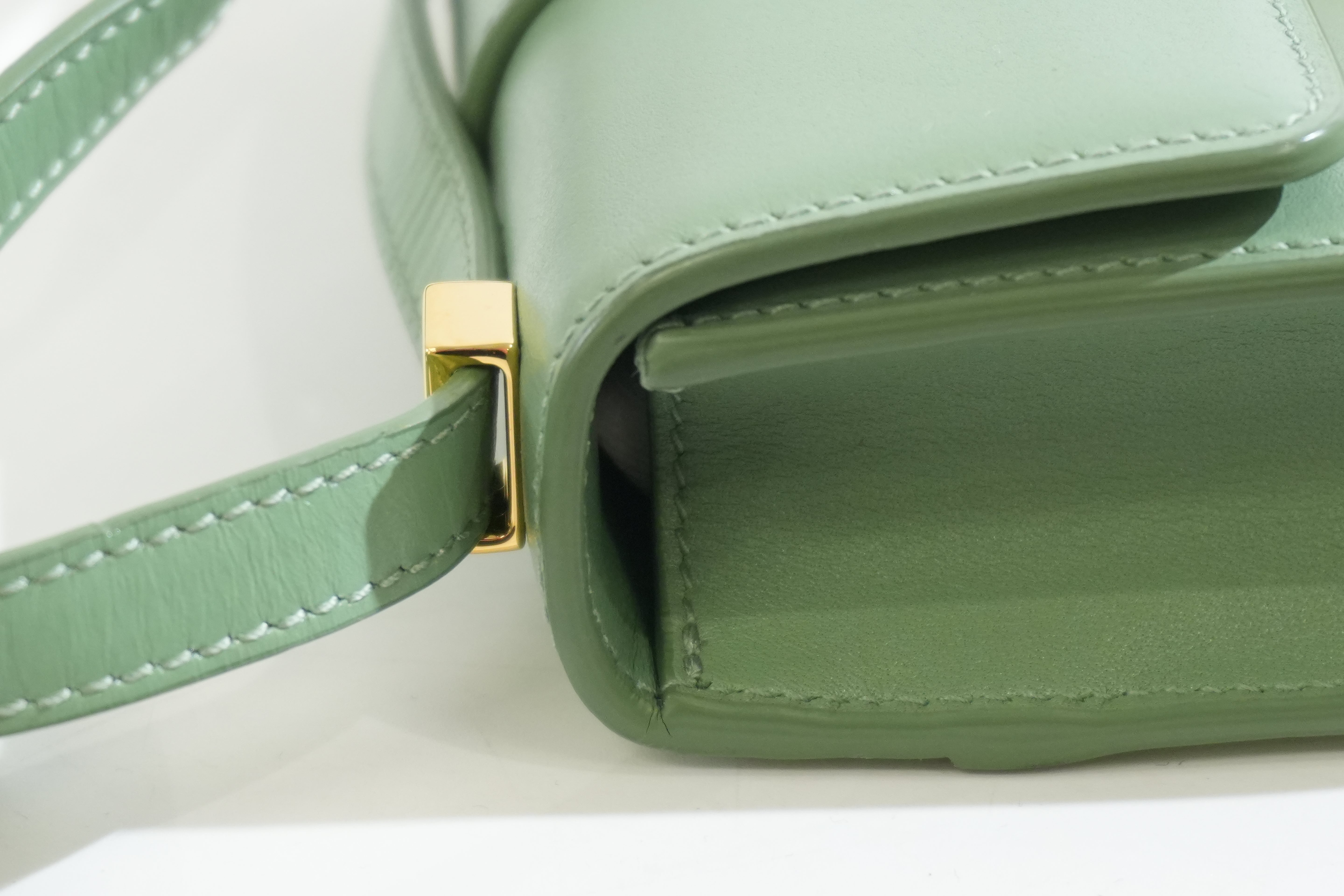 Pre-owned Dior 30 Montaigne Shoulder Bag Green