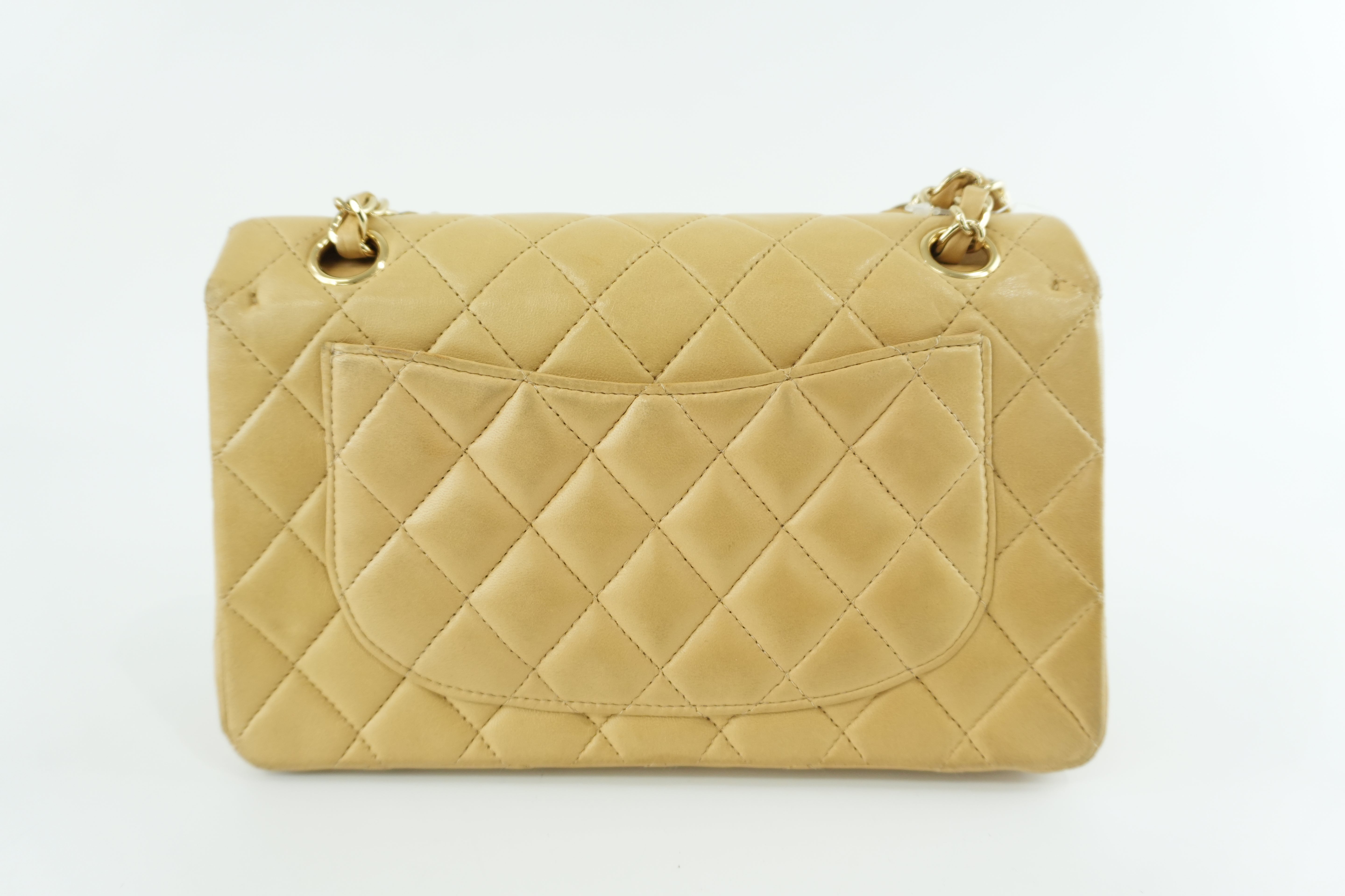 Chanel Matelasse Lamb Skin Chain Shoulder Bag Beige Used