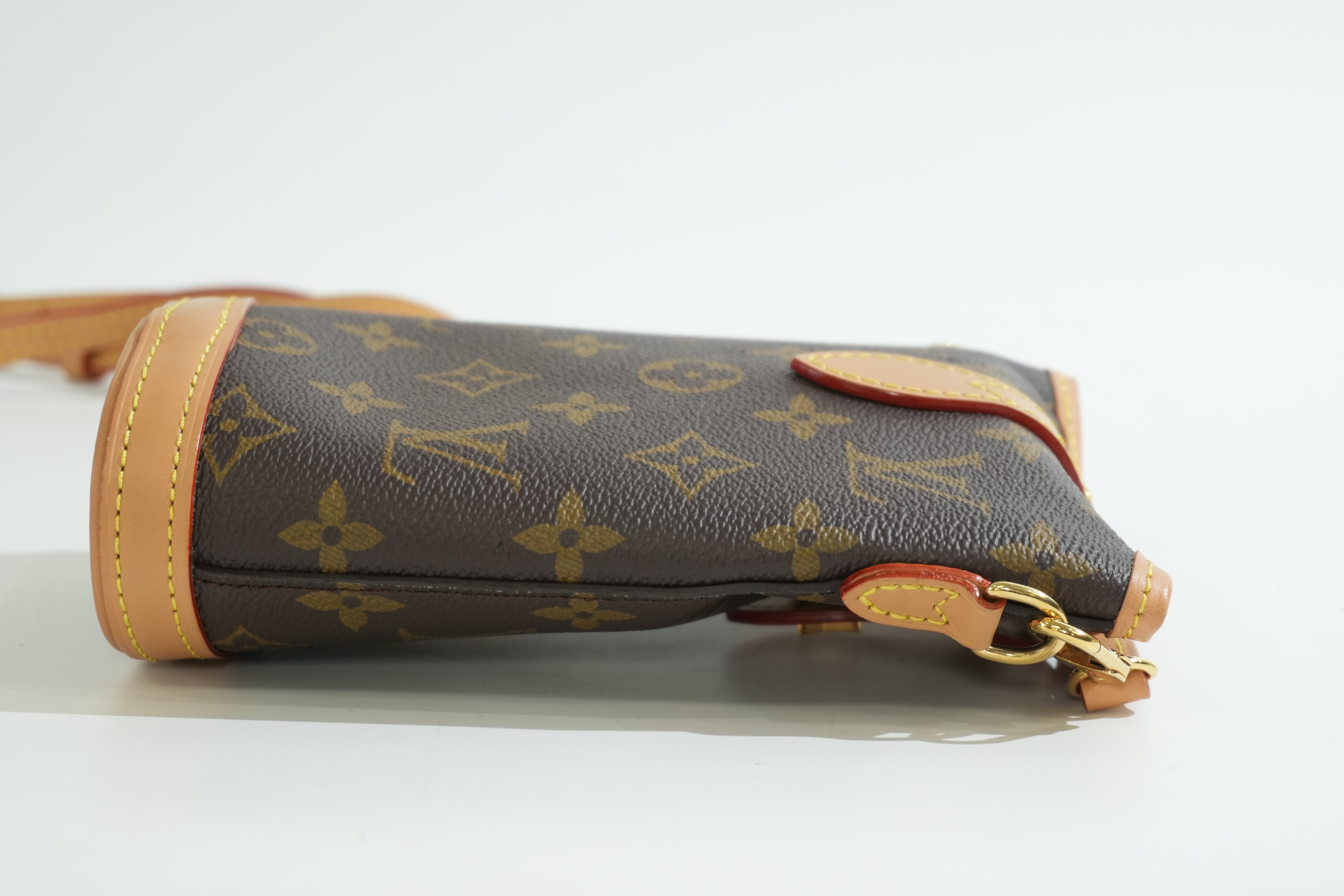 Pre-owned Louis Vuitton Fold Me Pouch Crossbody Bag