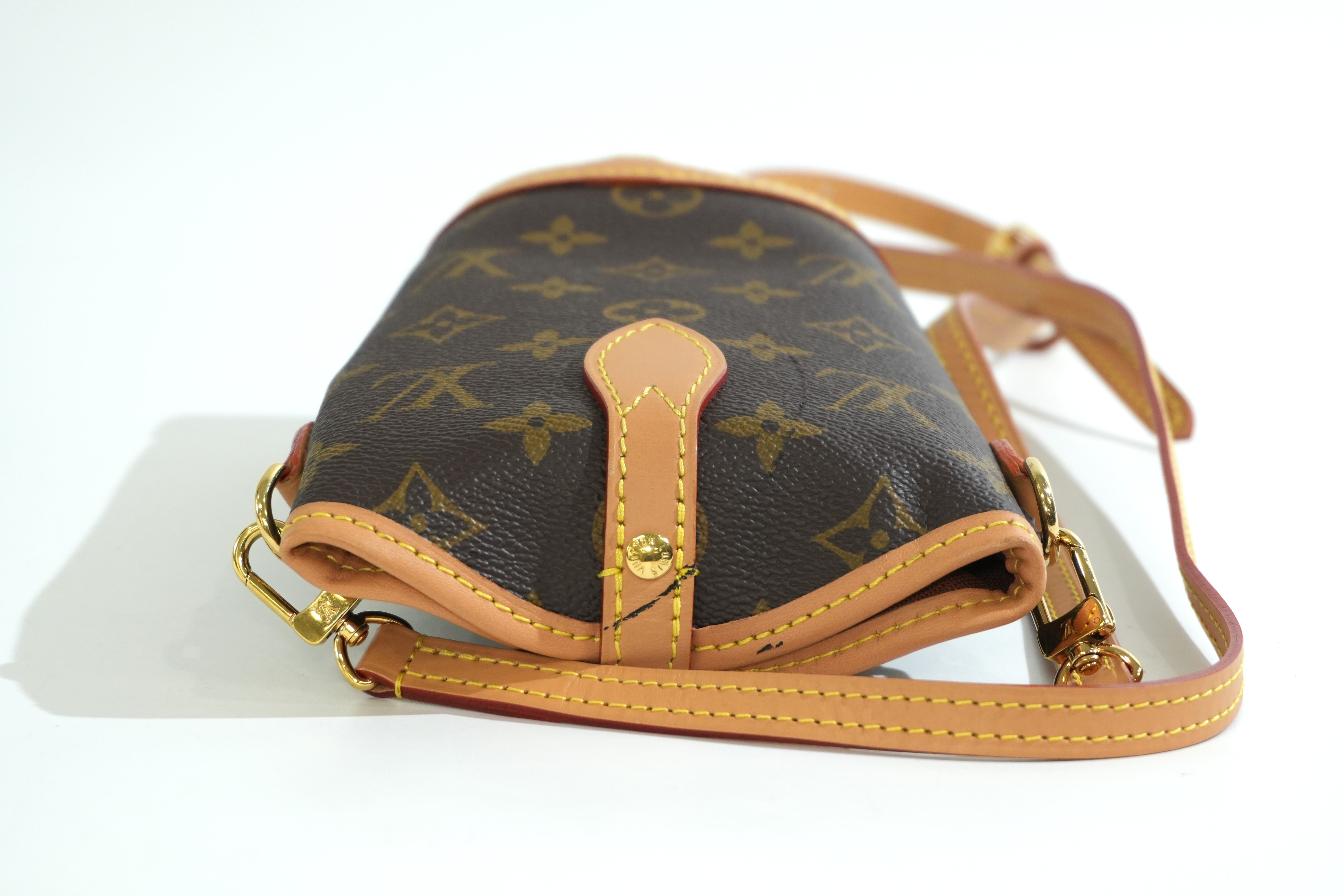 Pre-owned Louis Vuitton Fold Me Pouch Crossbody Bag
