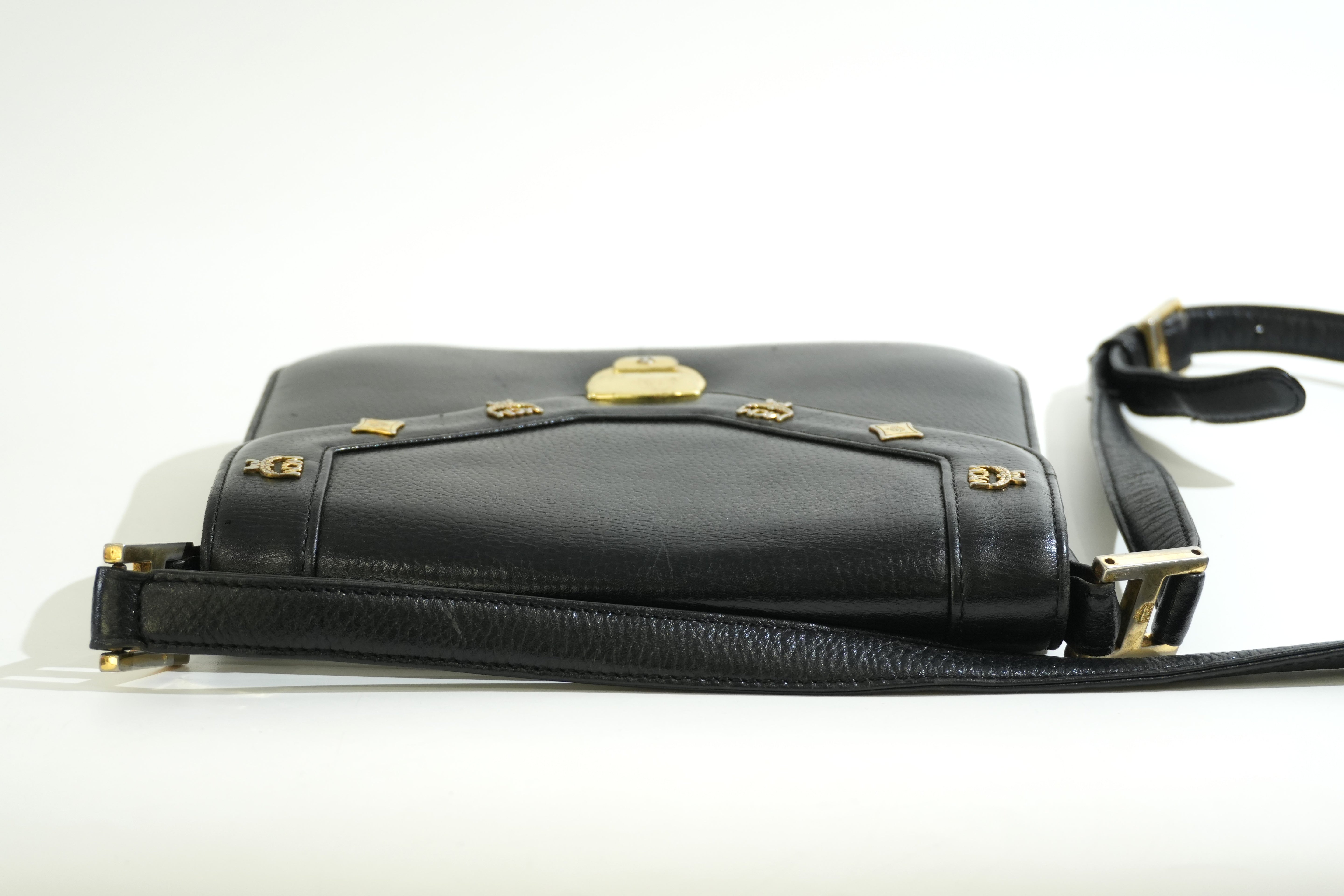 Pre-owned MCM Crossbody Bag Black
