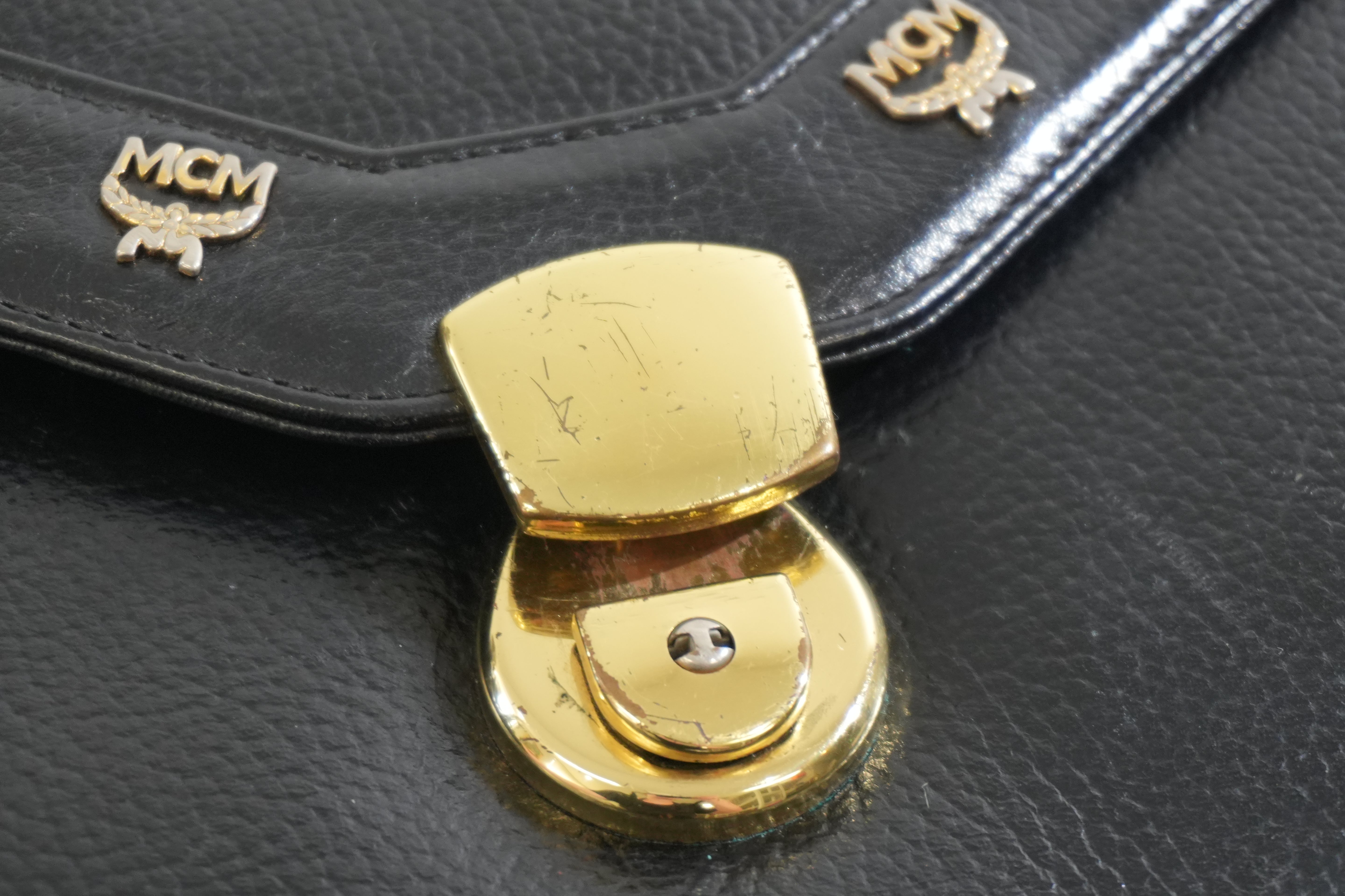 Pre-owned MCM Crossbody Bag Black