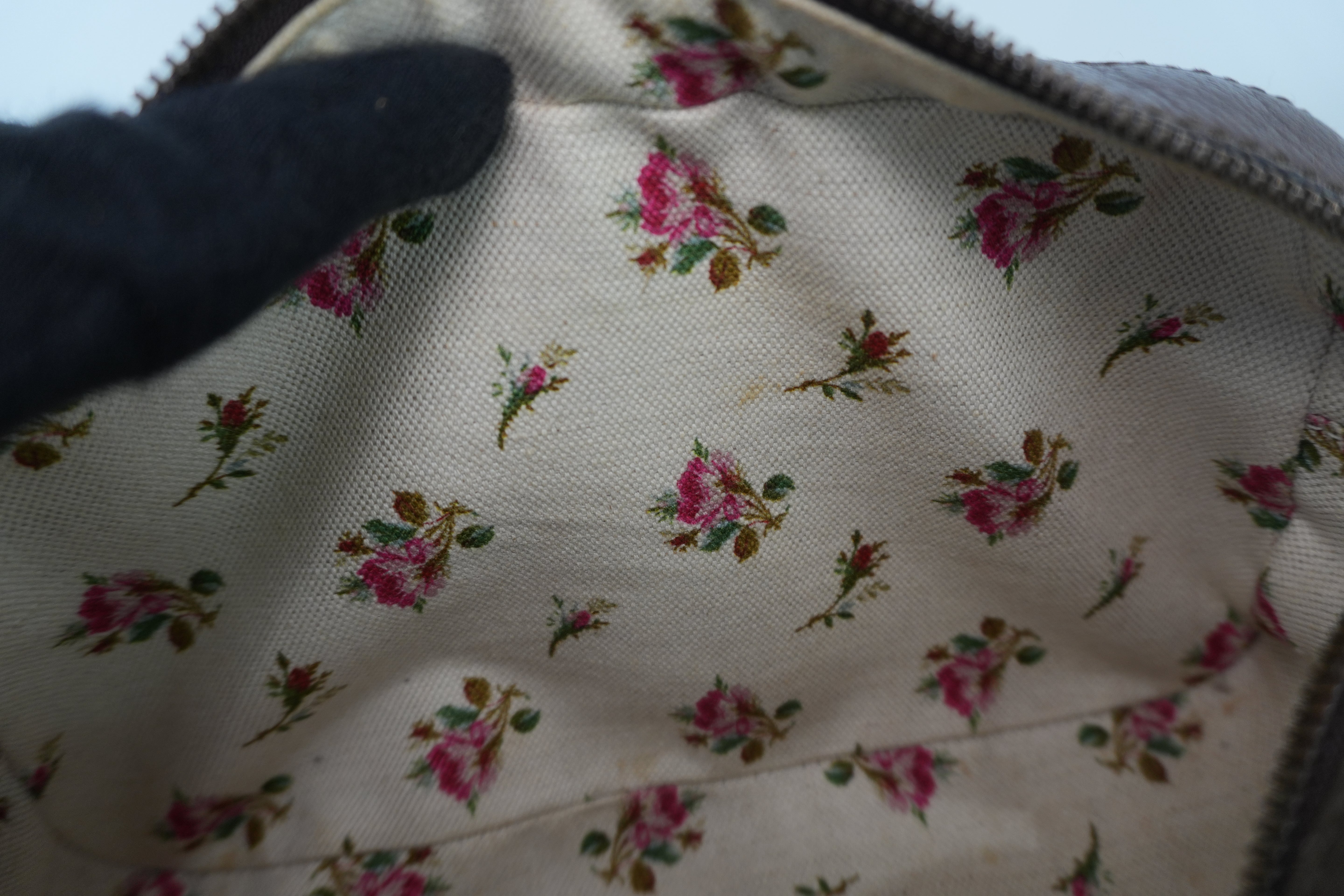 Gucci Supreme Neo Vintage Shoulder Bag Used