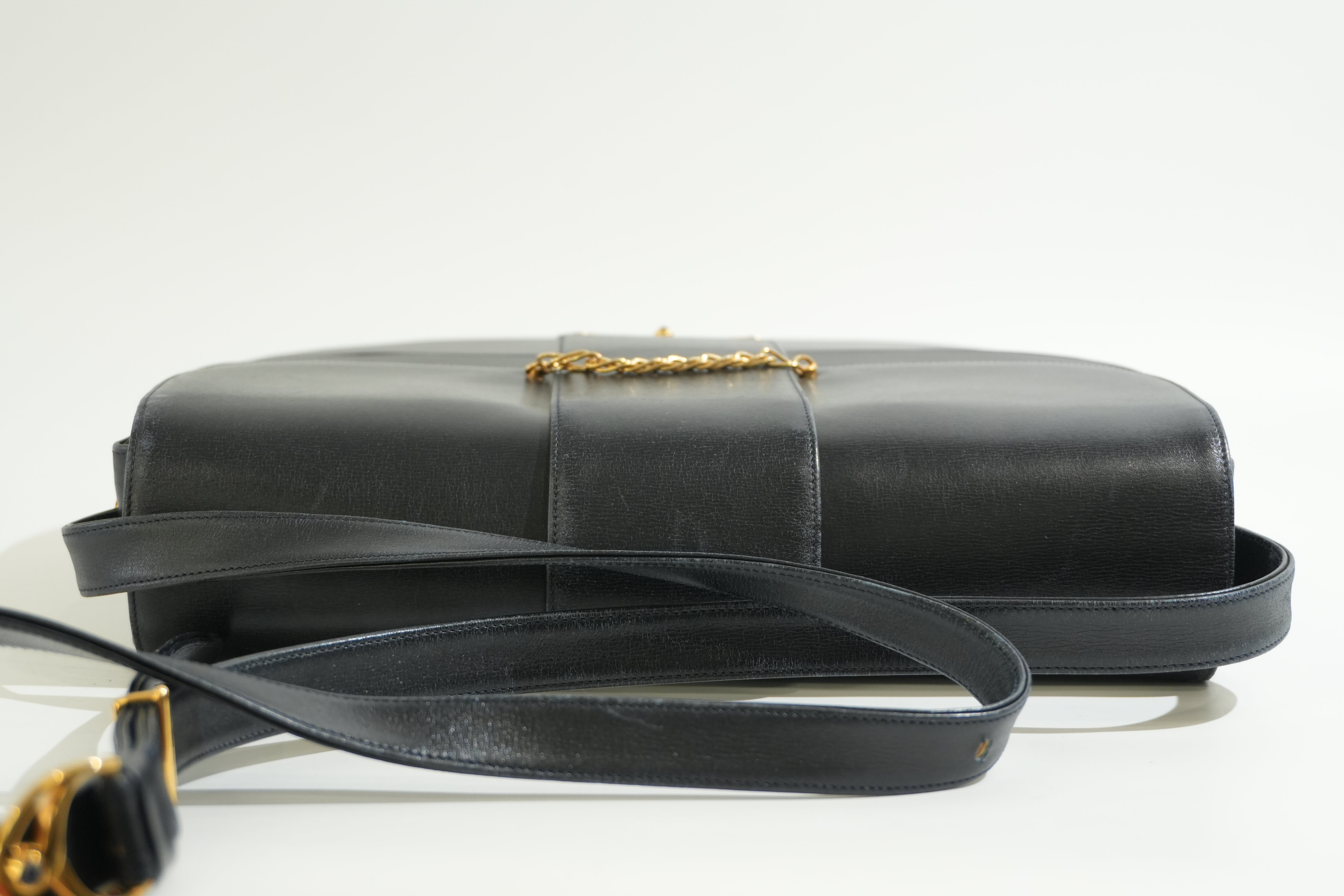 Pre-owned Cartier Sapphire Shoulder Bag Black