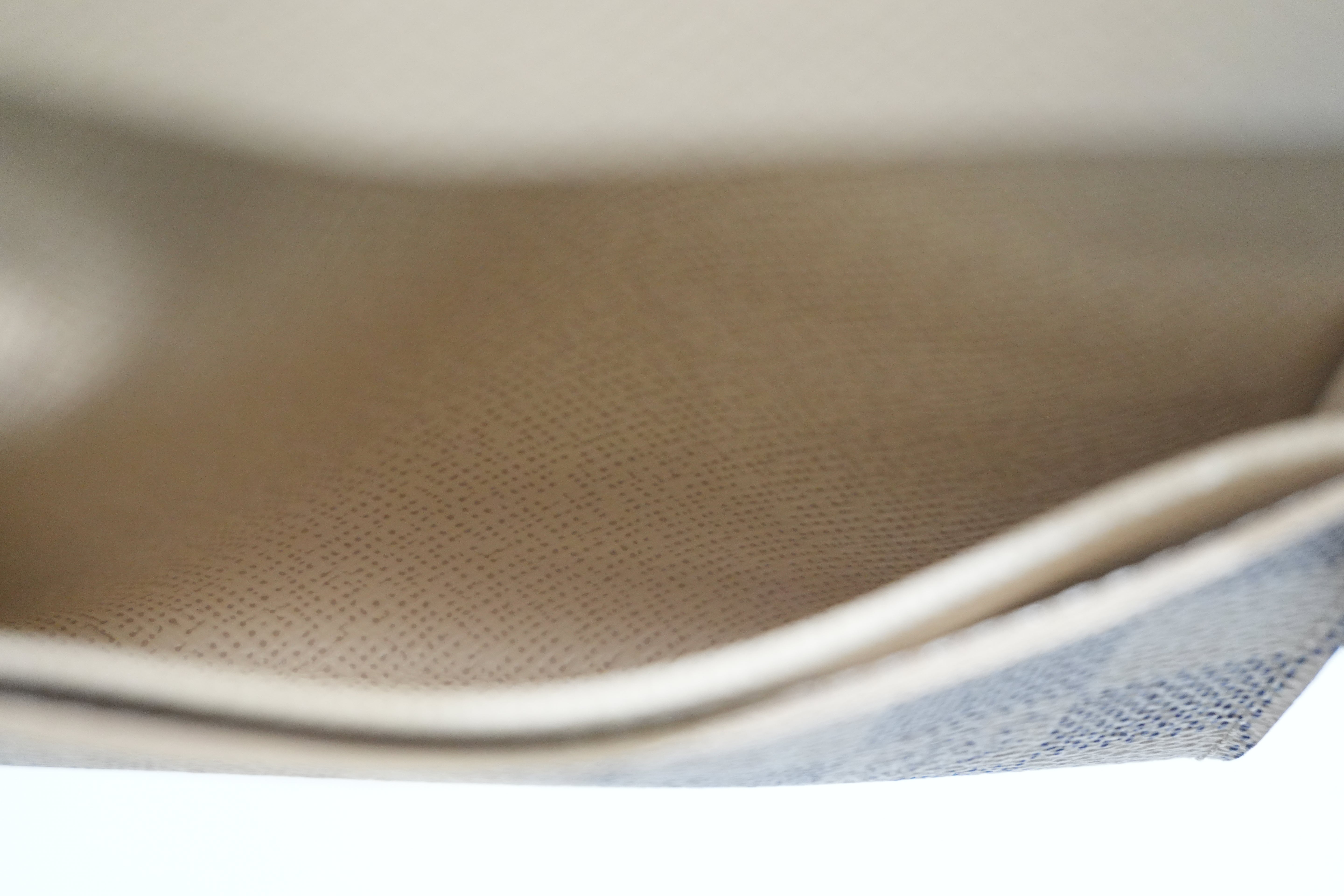 Pre-owned Louis Vuitton Damier Azur Card Case