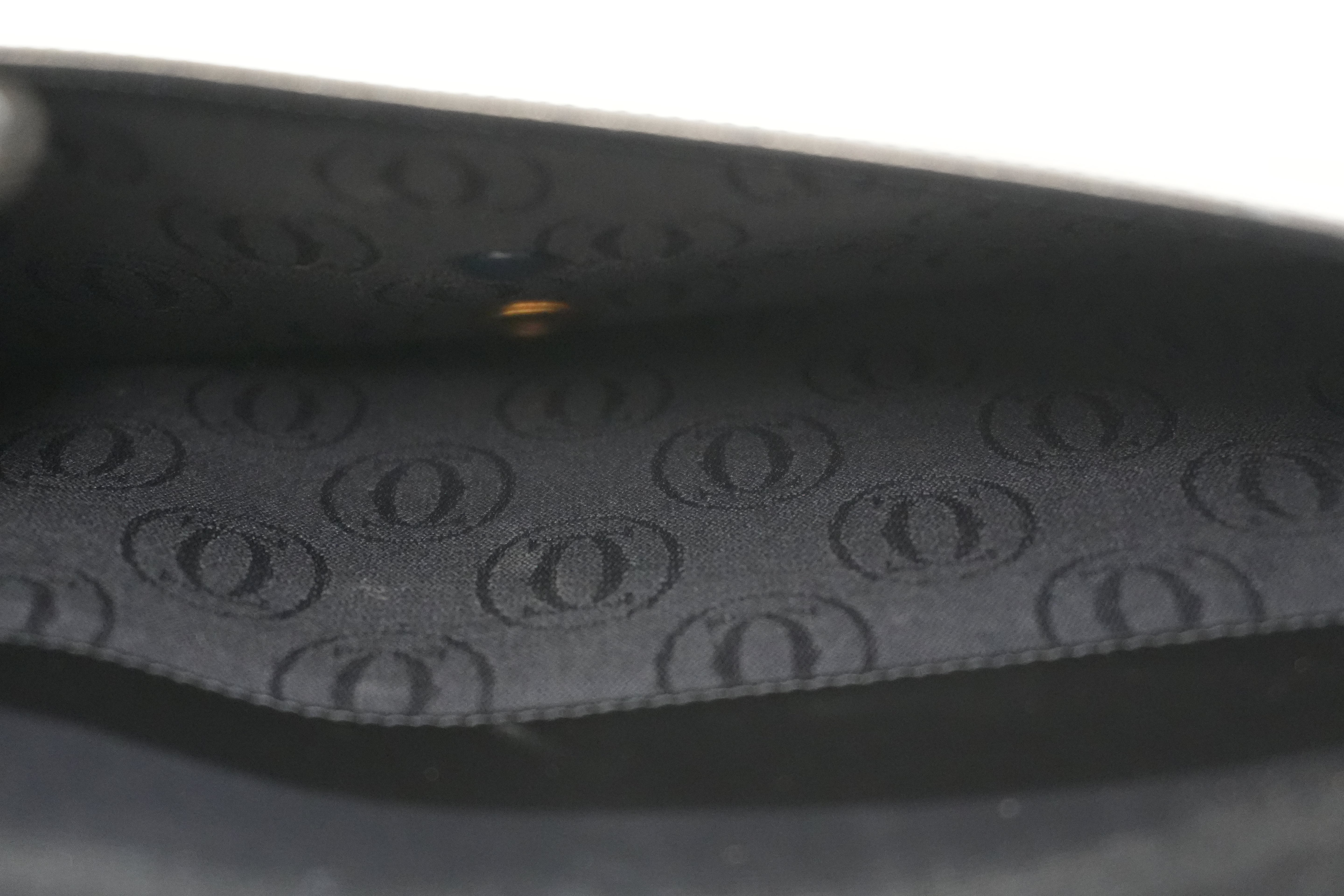 Pre-owned Cartier Sapphire Shoulder Bag Black