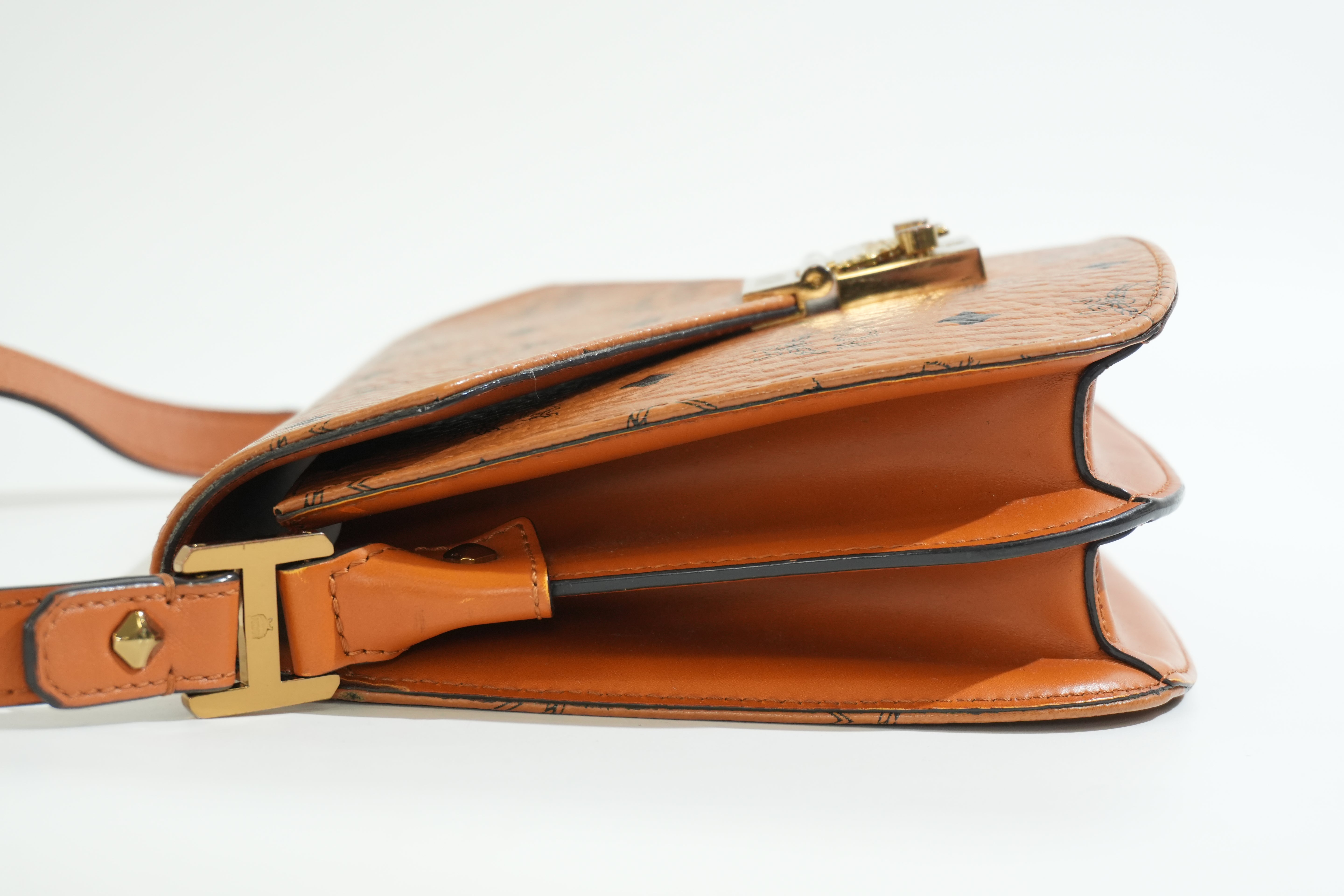 Pre-owned MCM Crossbody Bag Cognac
