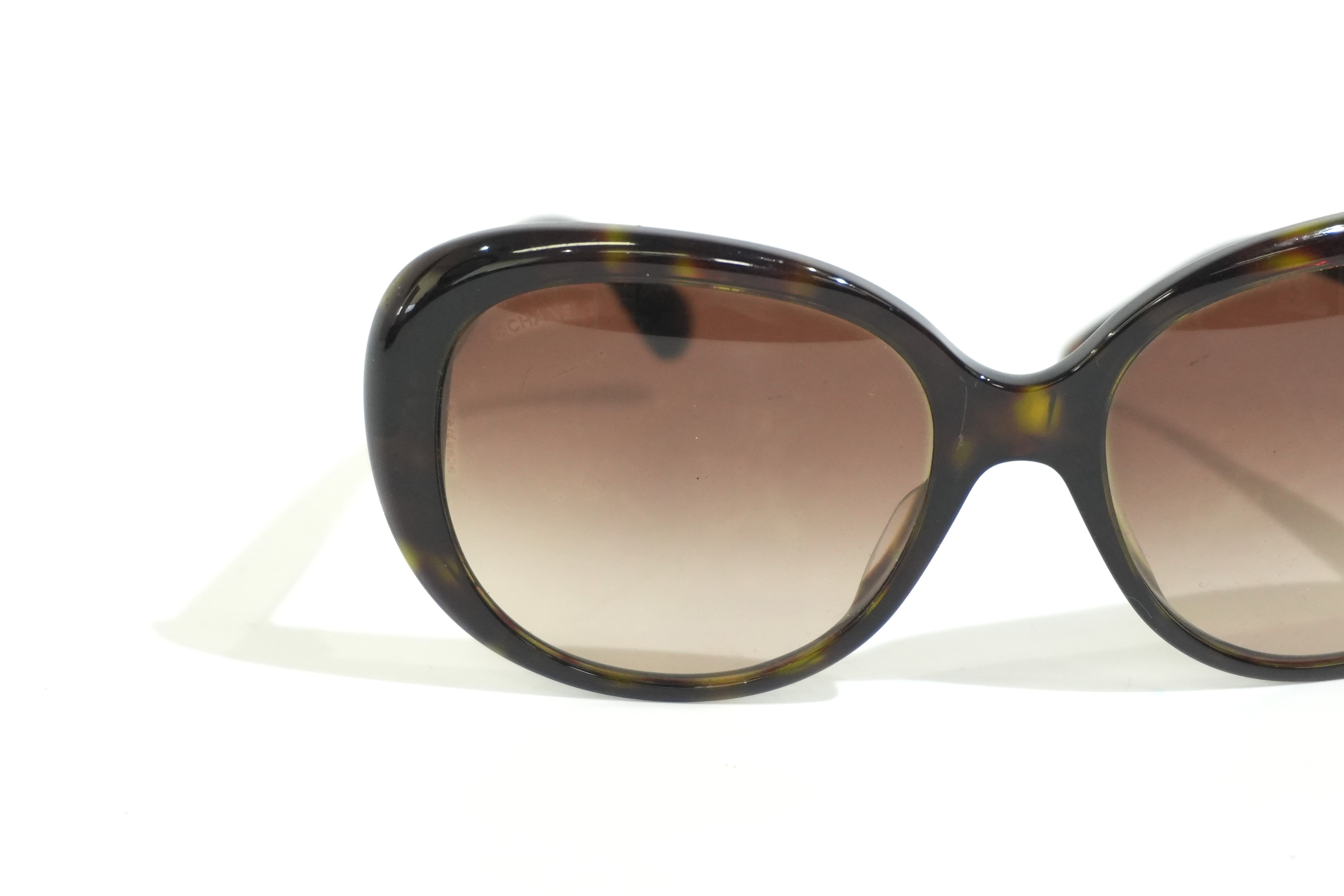 Pre-owned Chanel Sunglasses Brown
