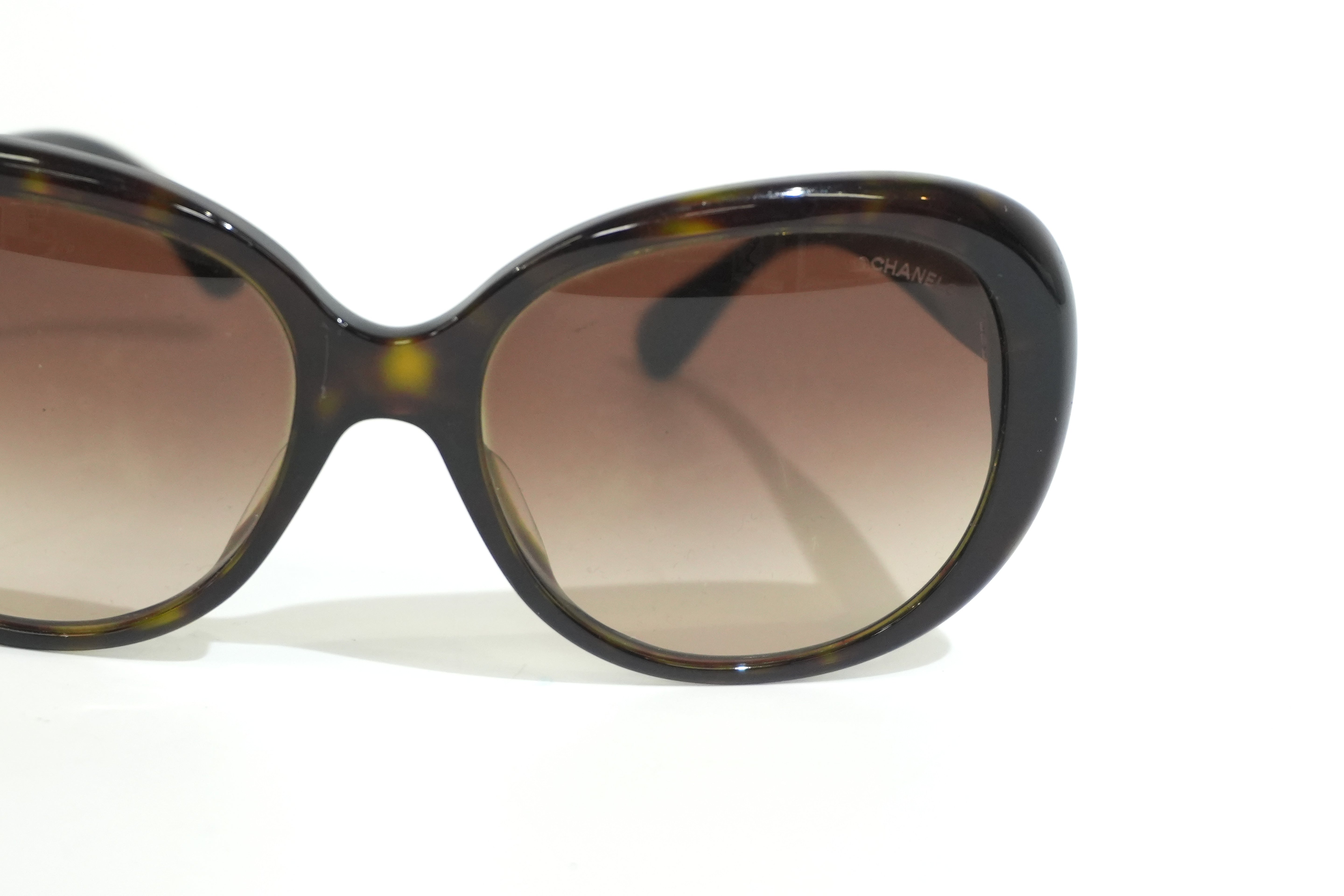 Pre-owned Chanel Sunglasses Brown
