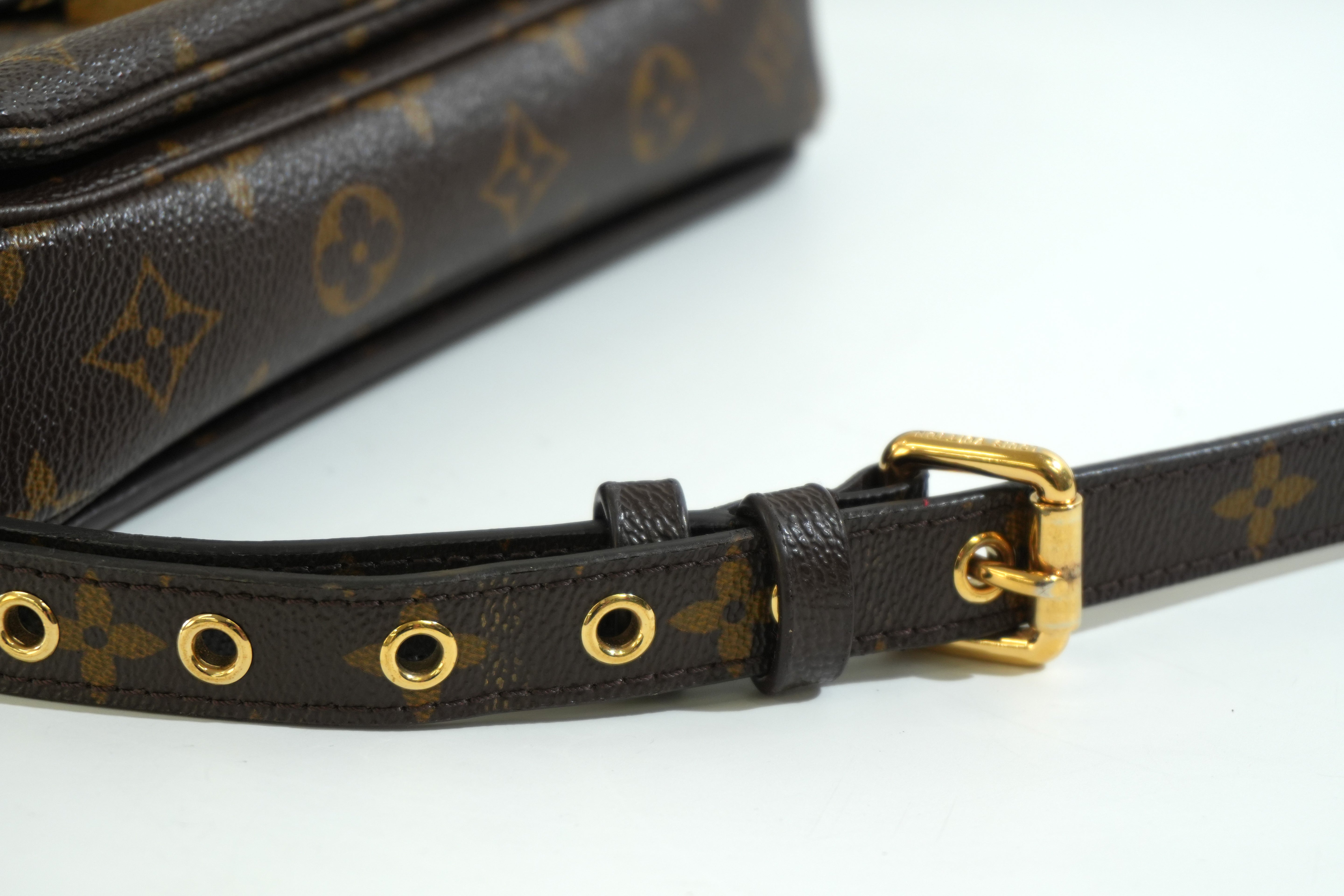 Pre-owned Louis Vuitton Monogram Metis Crossbody Bag