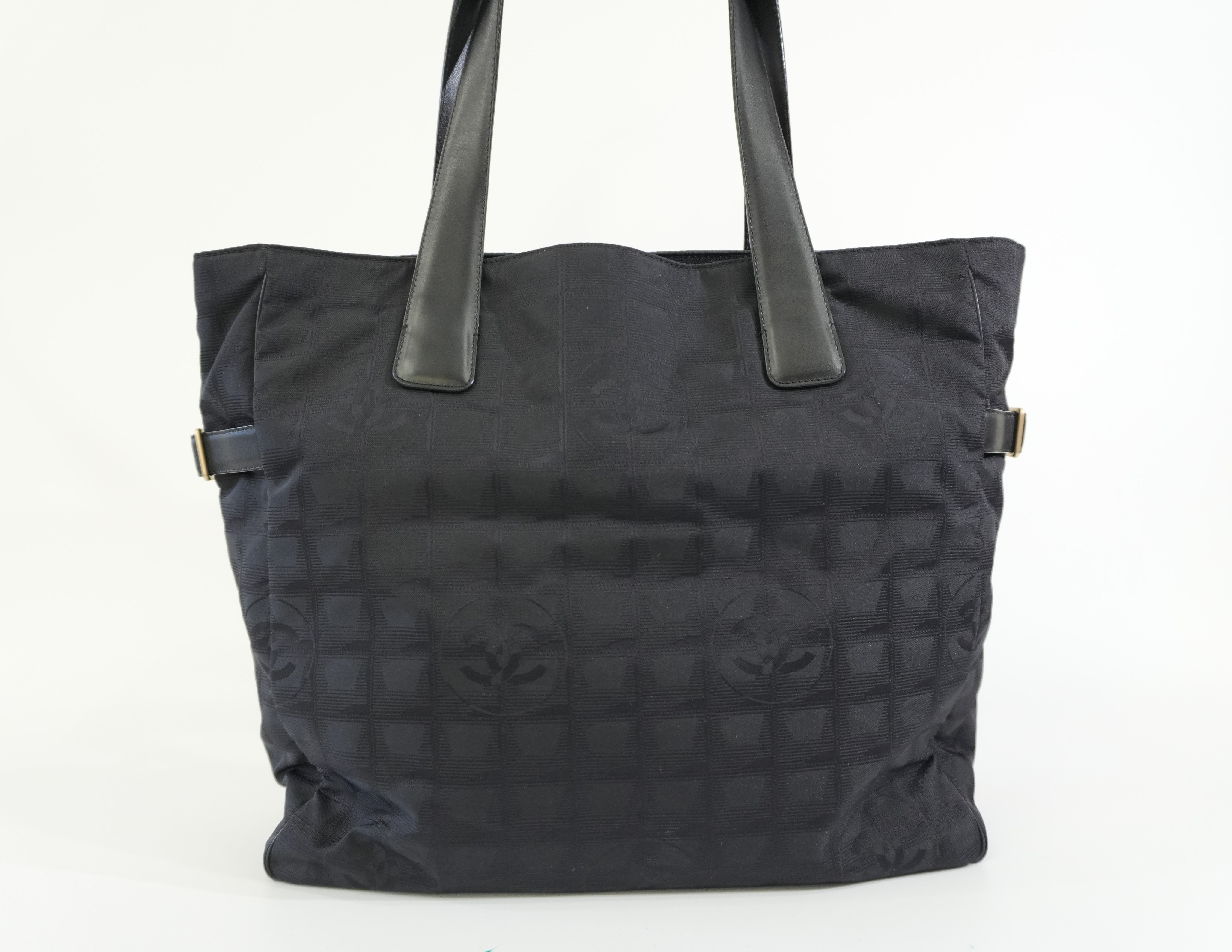 Pre-owned Chanel Nylon Travel Tote Bag Black