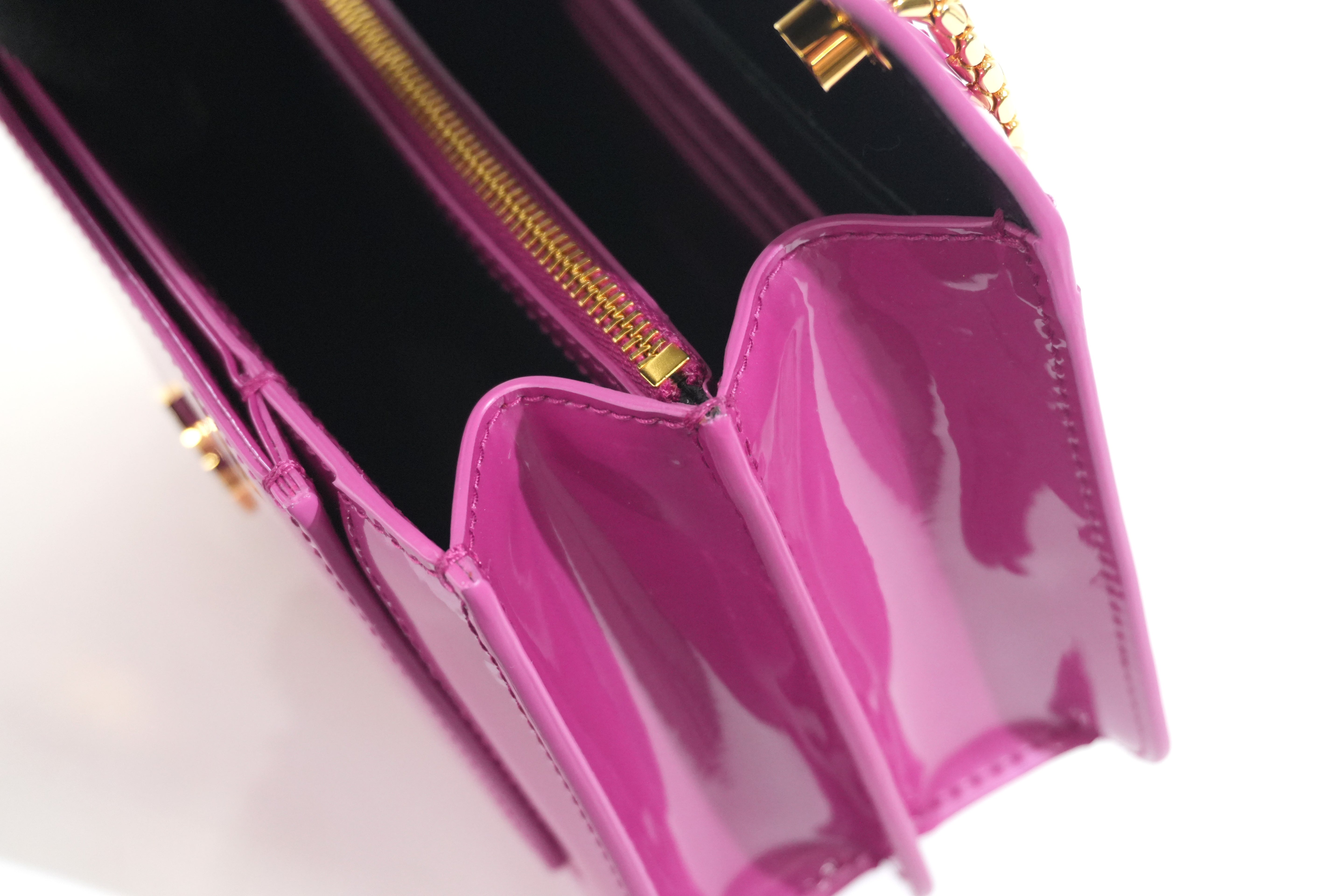 Pre-owned Bulgari Patent Serpenti Two Way Shoulder Bag Pink
