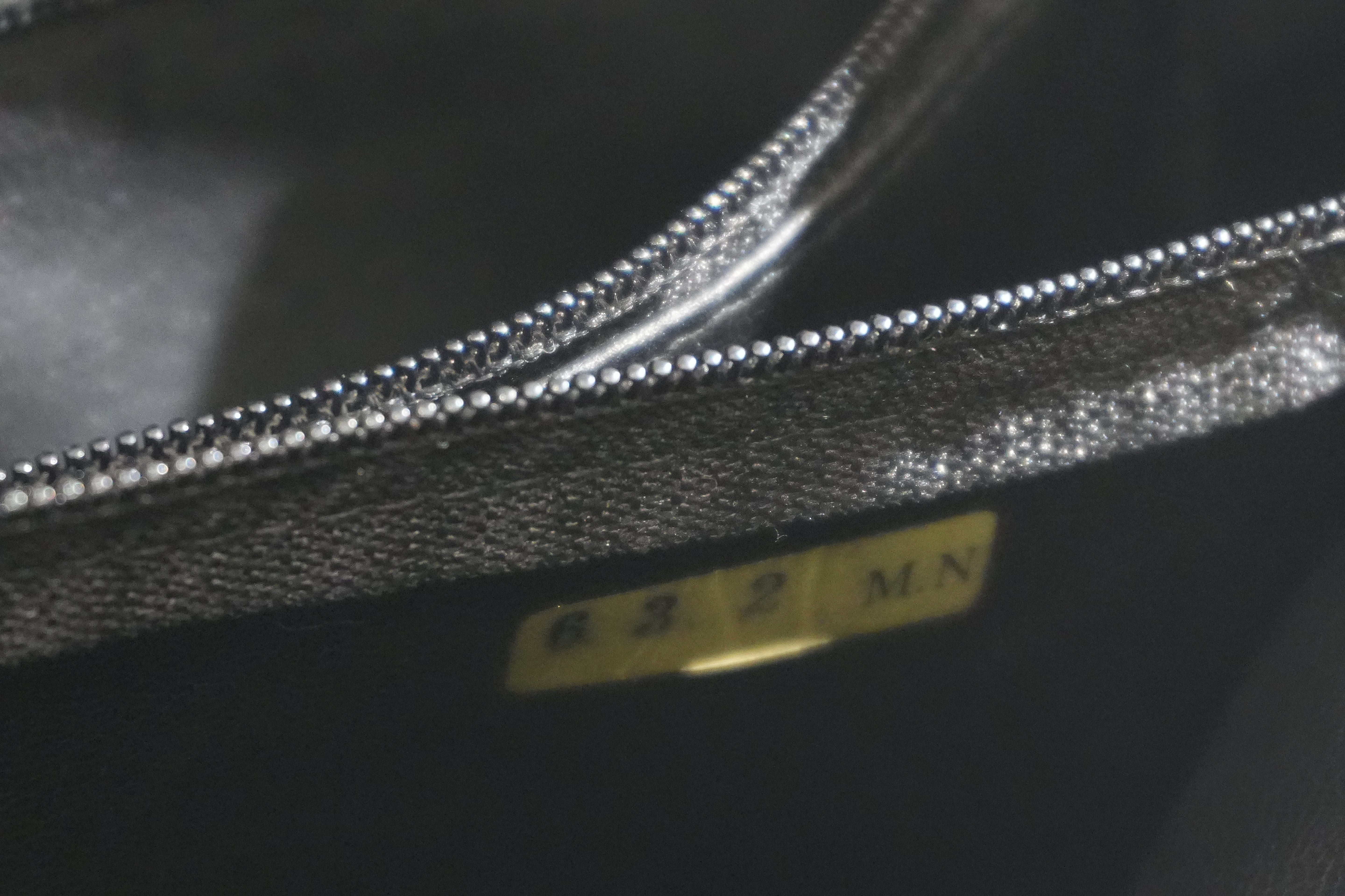 Pre-owned Chanel Chain Tote Bag Black