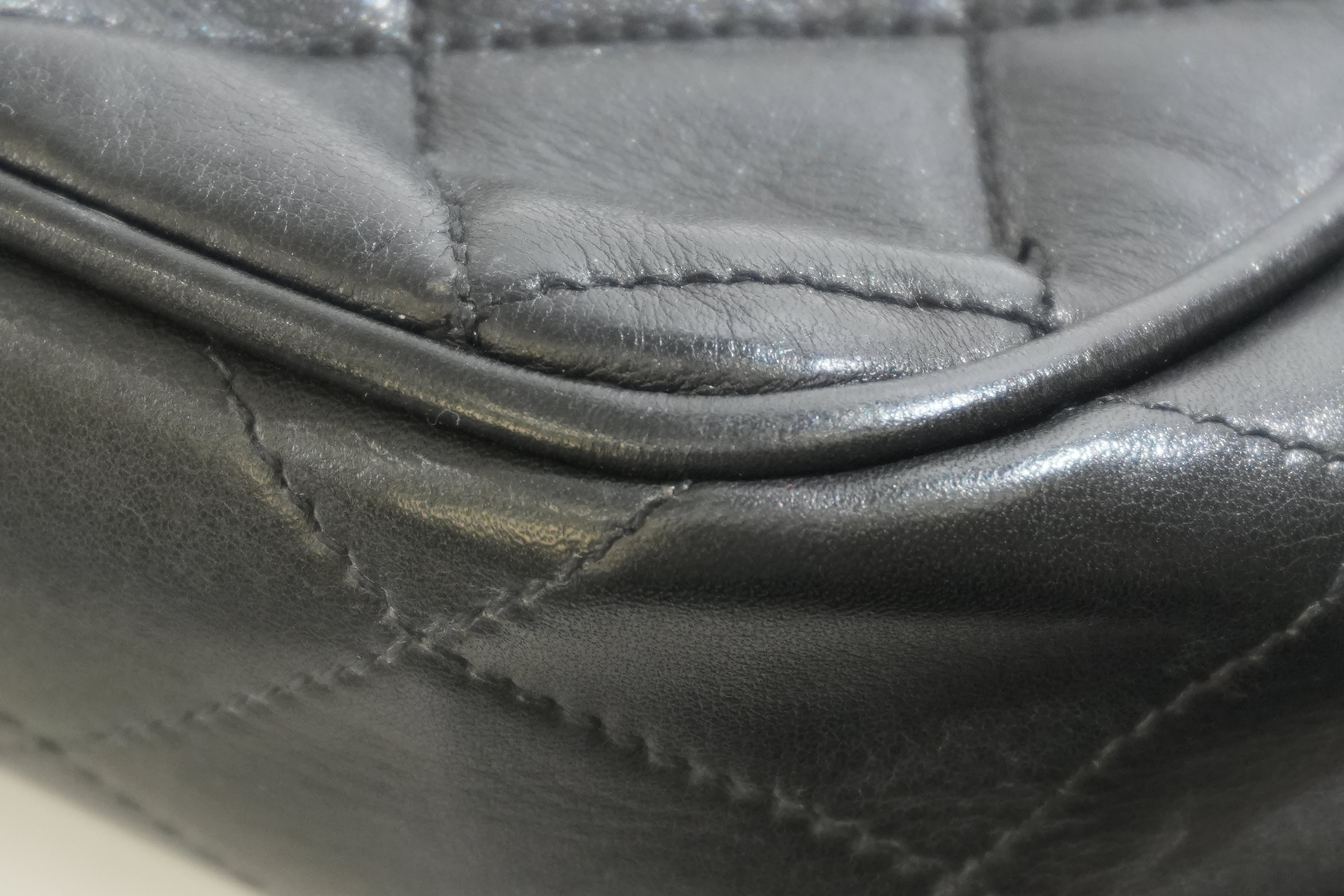 Pre-owned Chanel Chain Tote Bag Black