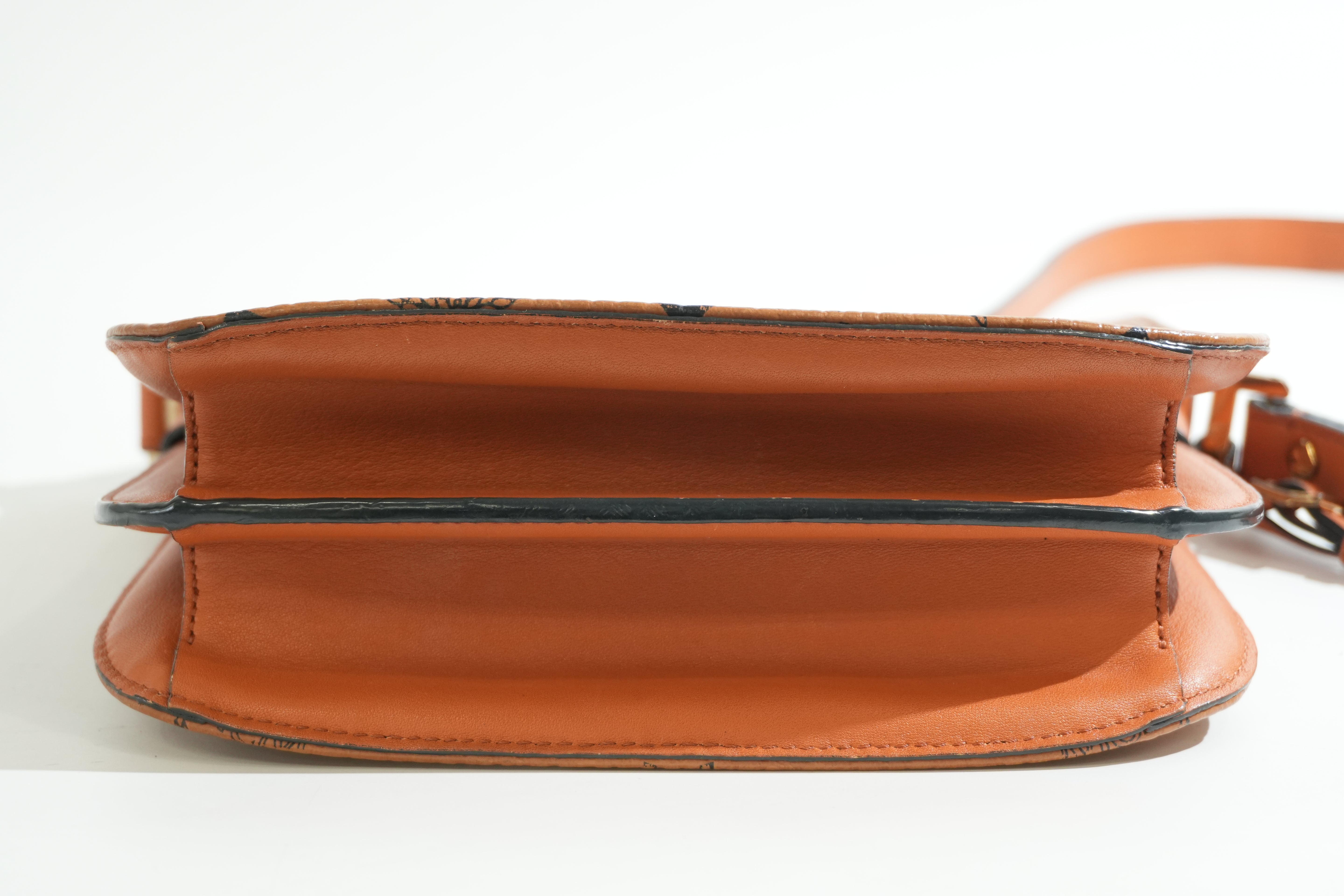 Pre-owned MCM Crossbody Bag Cognac