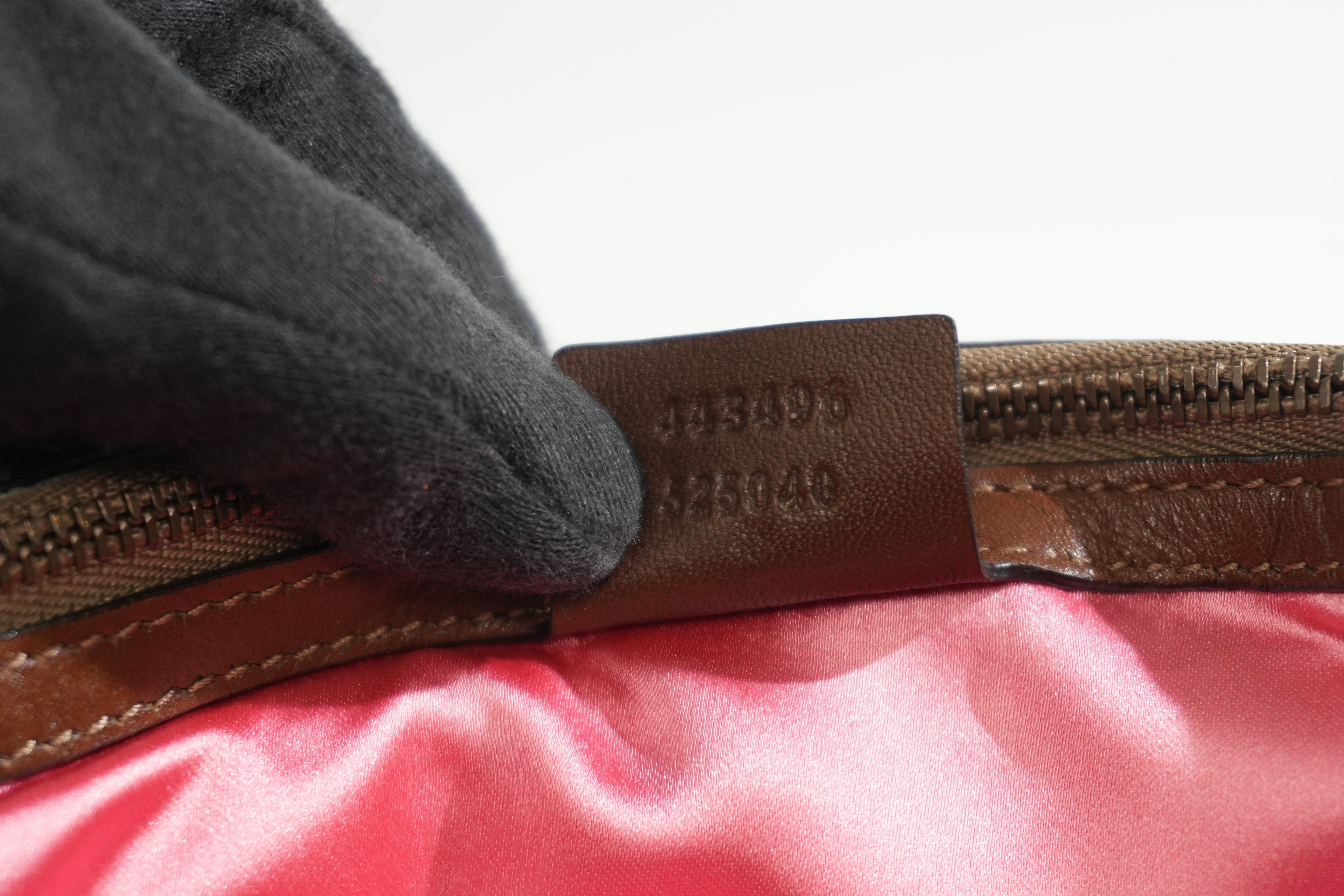 Pre-owned Gucci Velvet Marmont Crossbody Bag Green