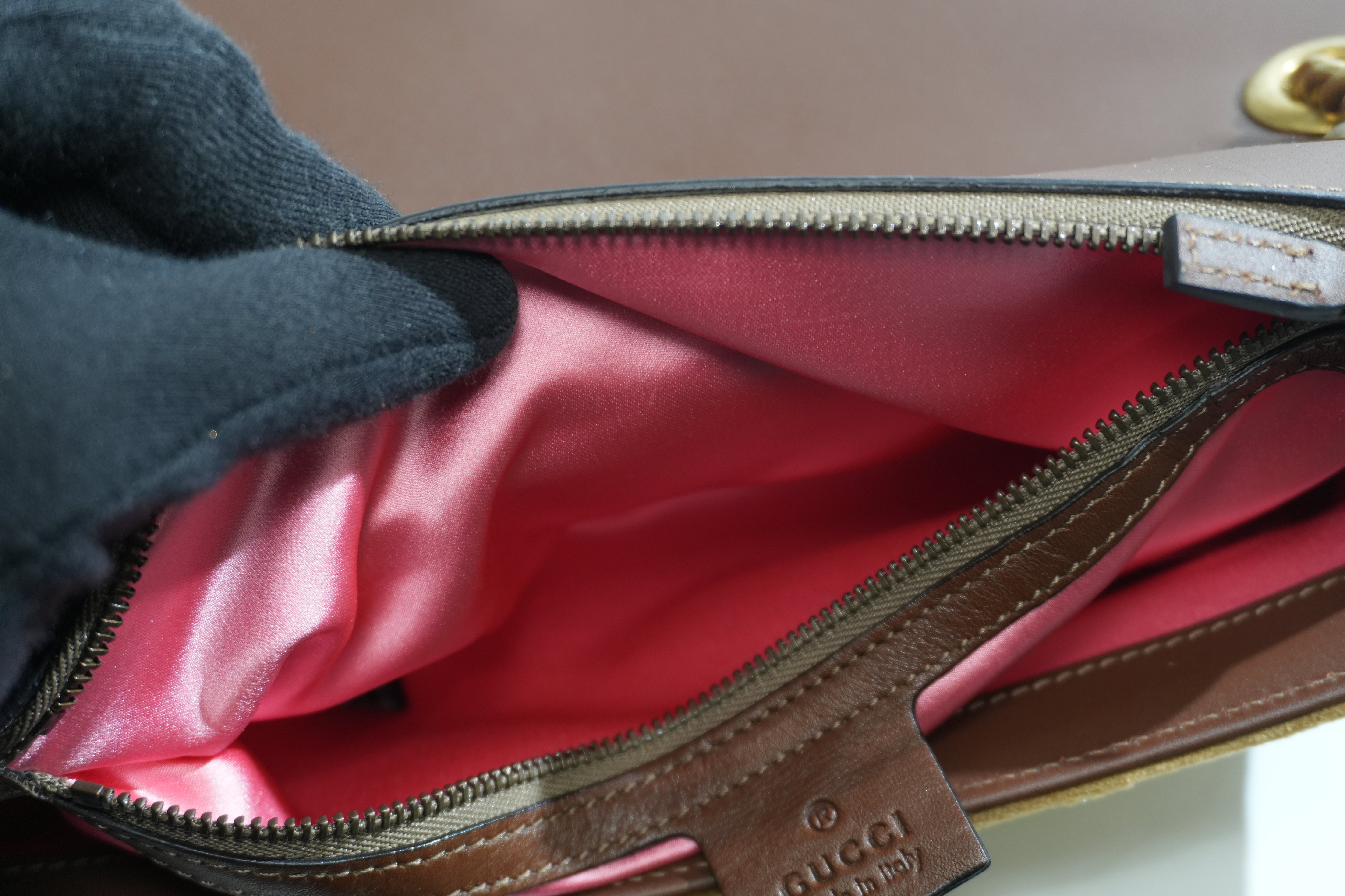 Pre-owned Gucci Velvet Marmont Crossbody Bag Green