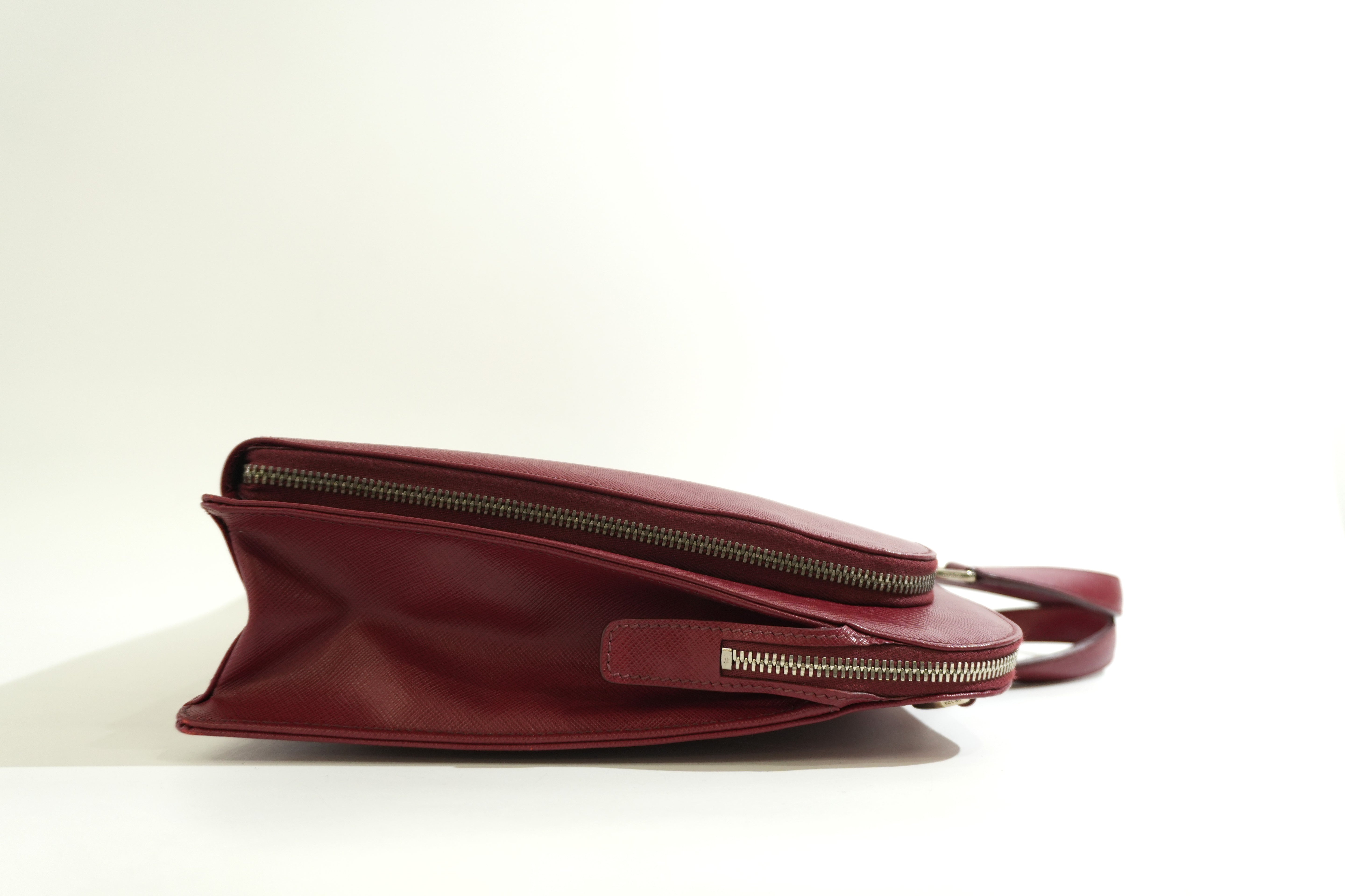 Pre-owned Prada Laptop Handbag Red