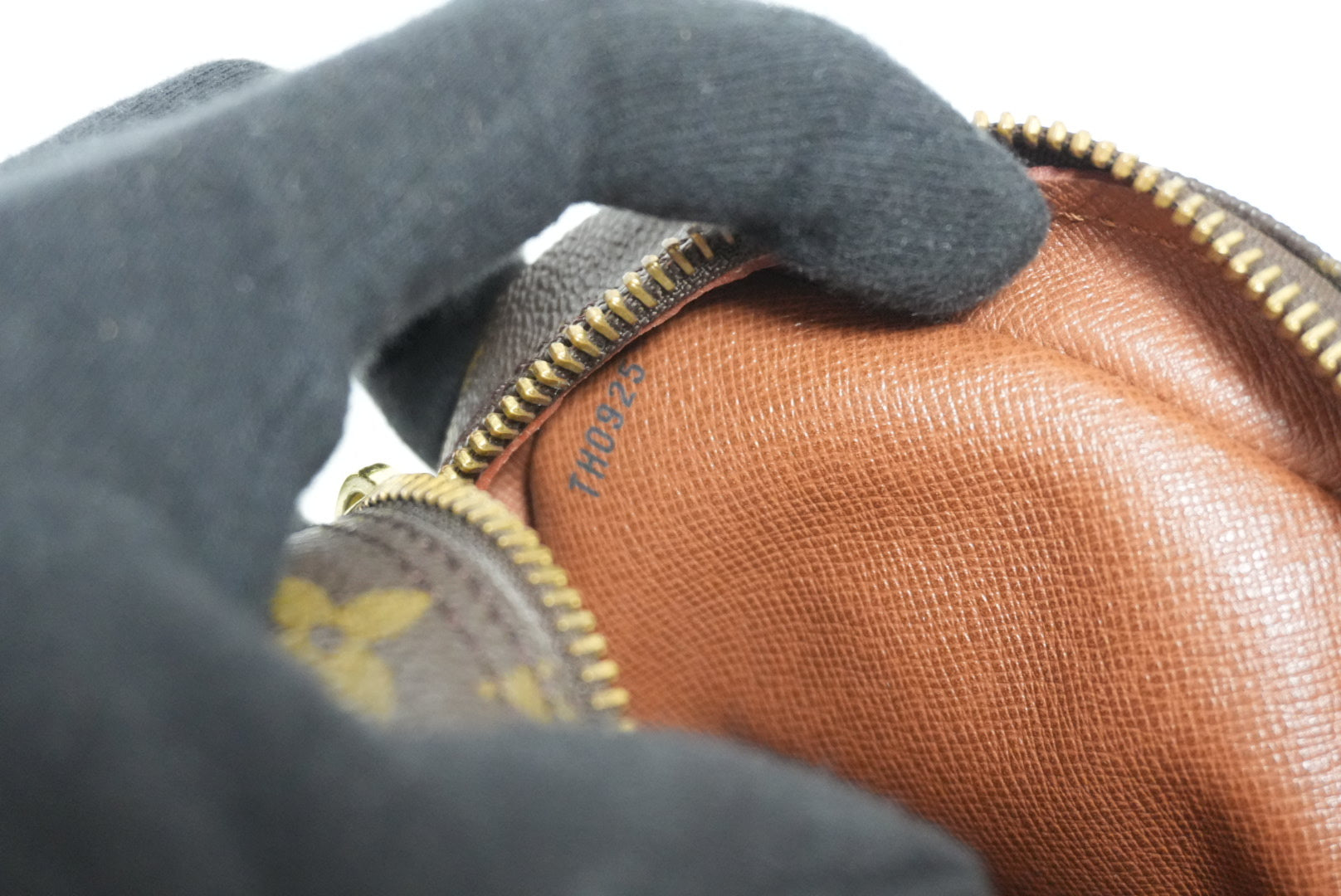 Louis Vuitton Amazone Crossbody Used