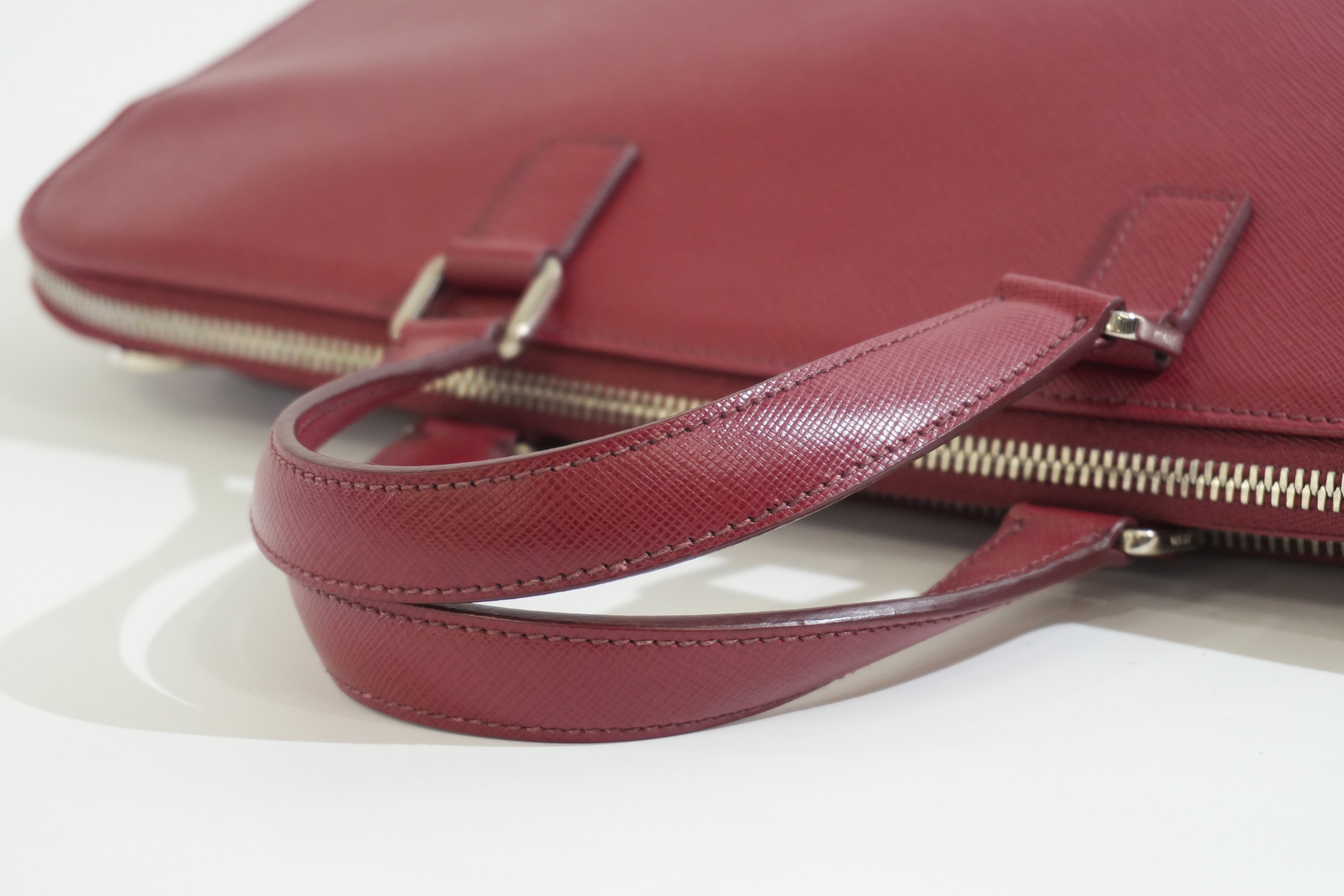 Pre-owned Prada Laptop Handbag Red