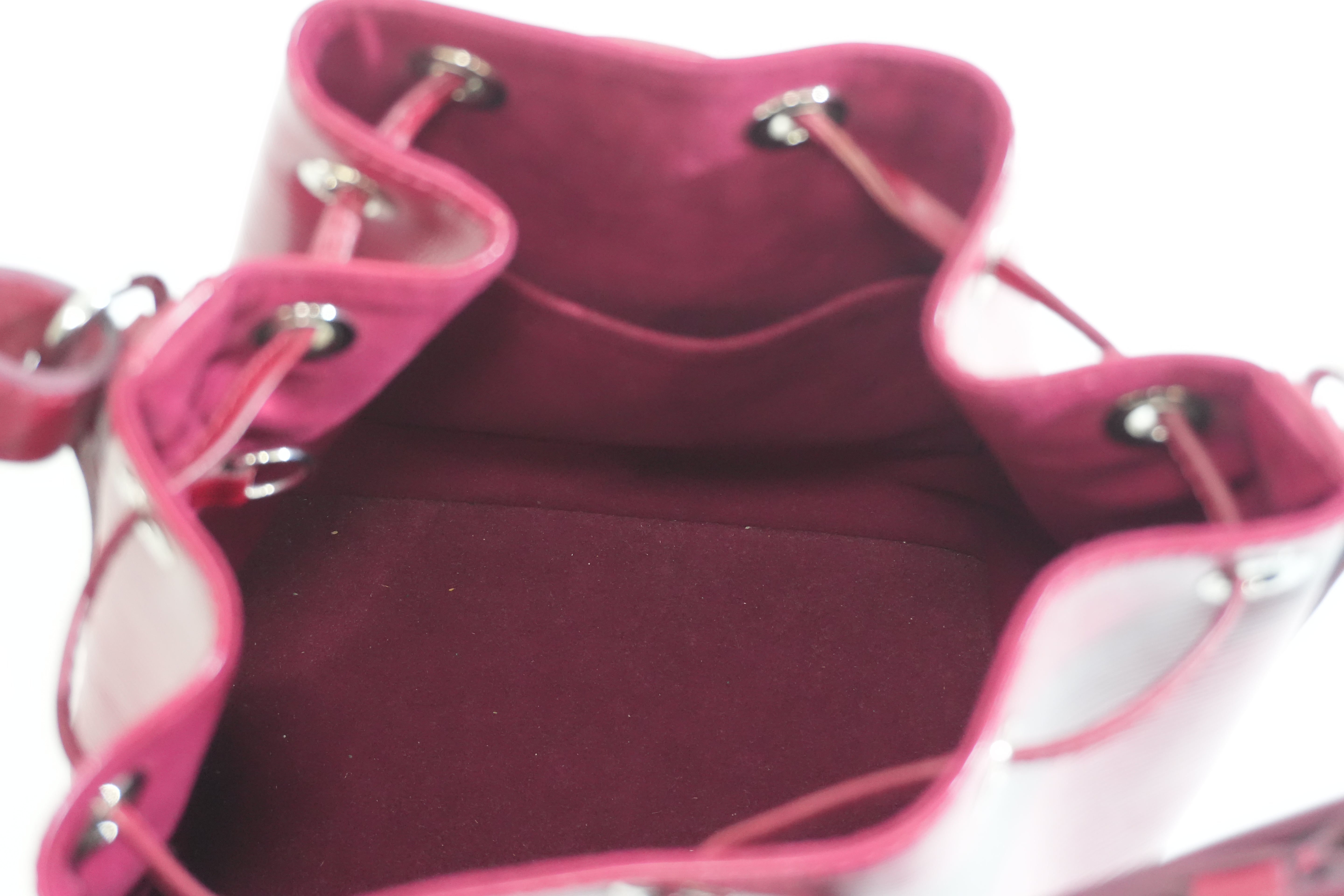 Pre-owned Louis Vuitton Noe BB Shoulder Bag Fuchsia Pink