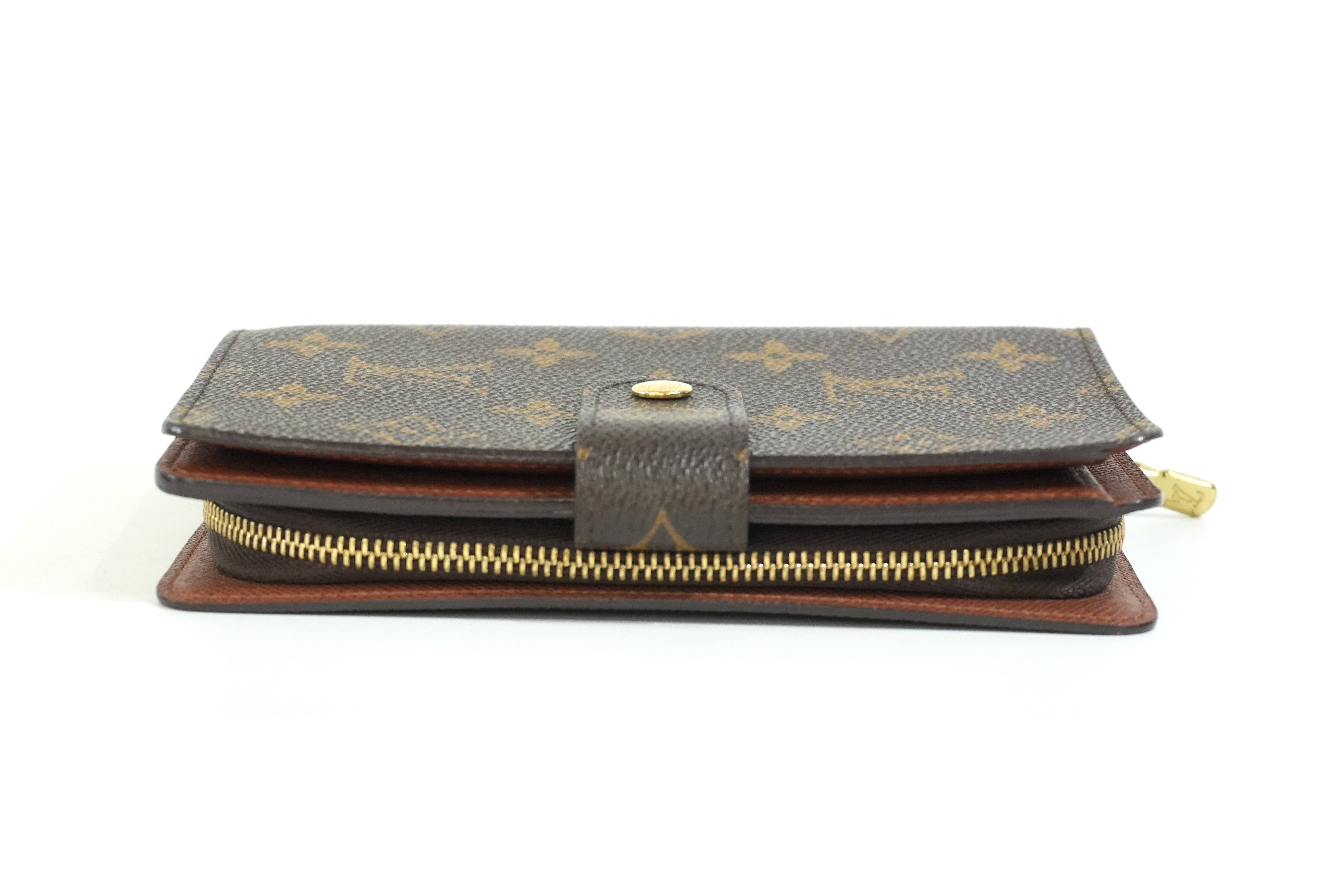 Pre-owned Louis Vuitton Monogram Papi Short Wallet