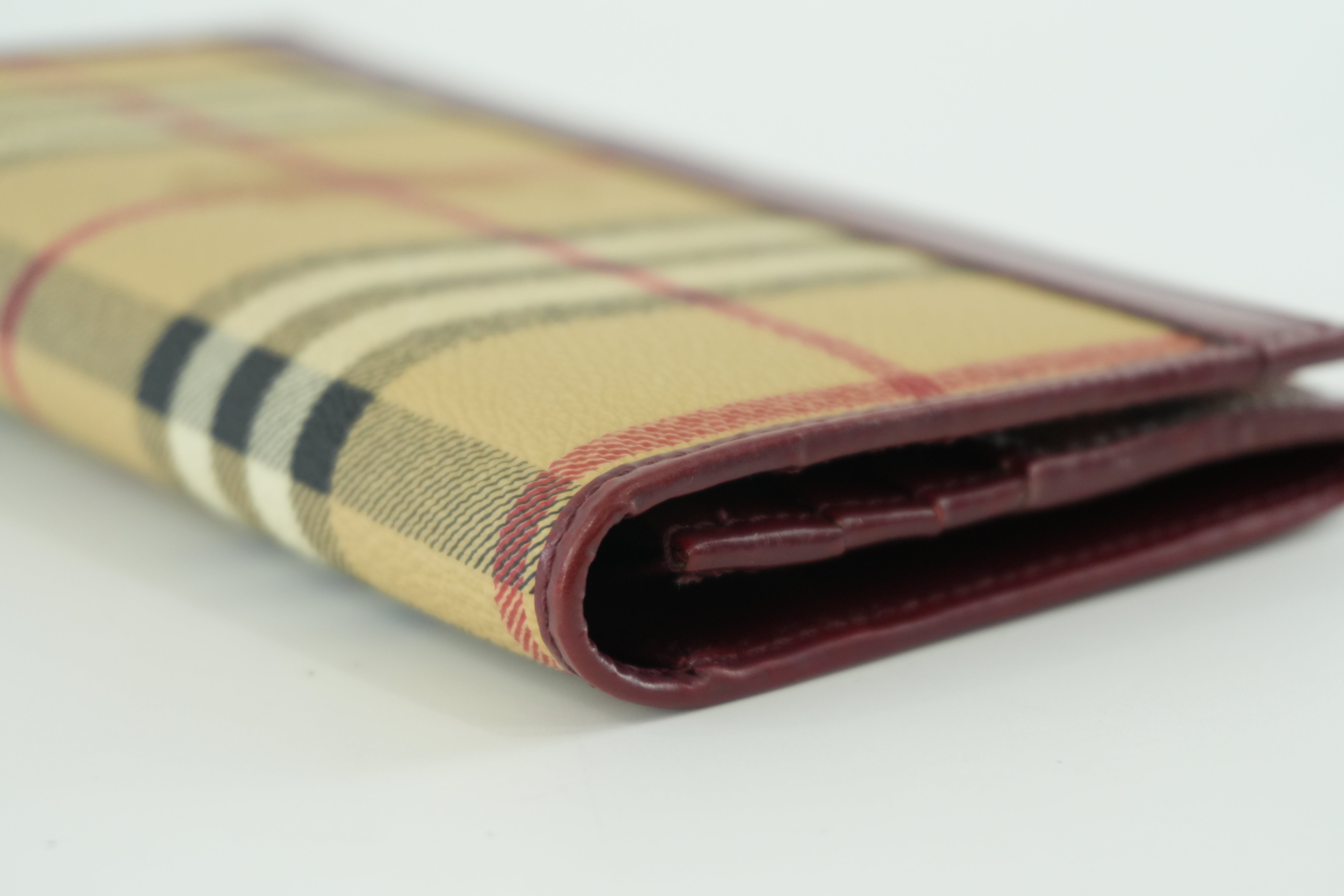 Burberry Wallet Burgundy Used