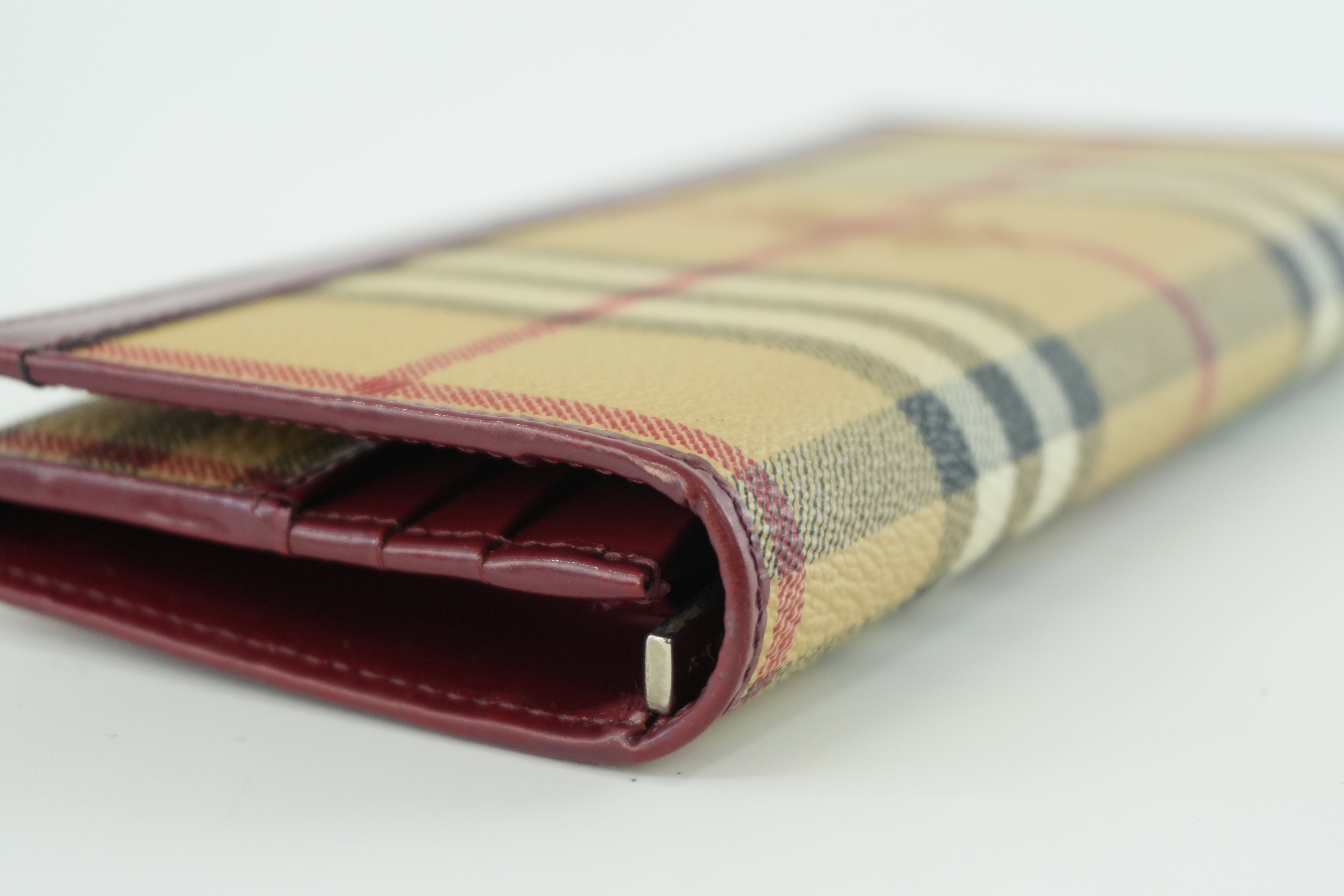 Burberry Wallet Burgundy Used