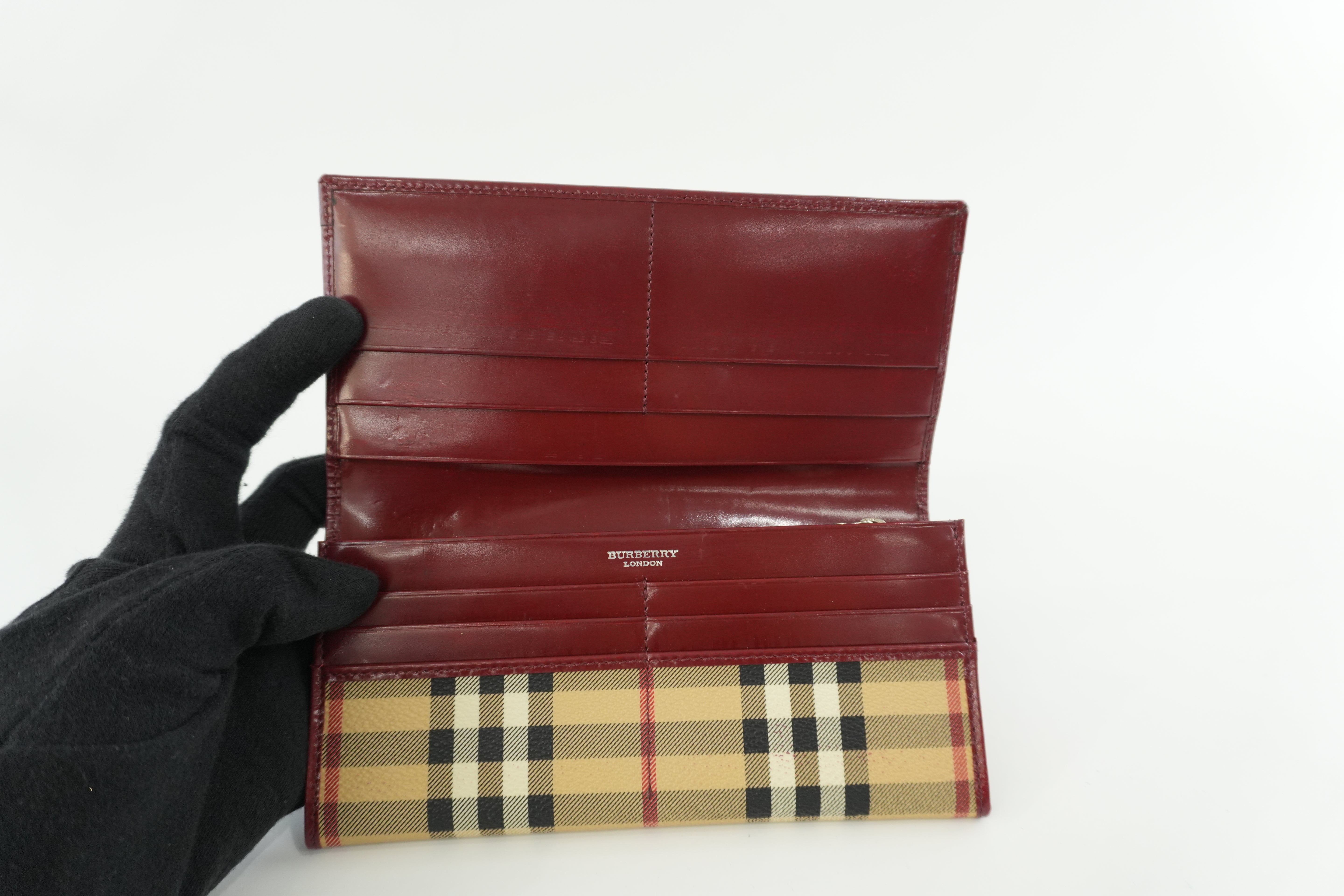 Burberry Wallet Burgundy Used