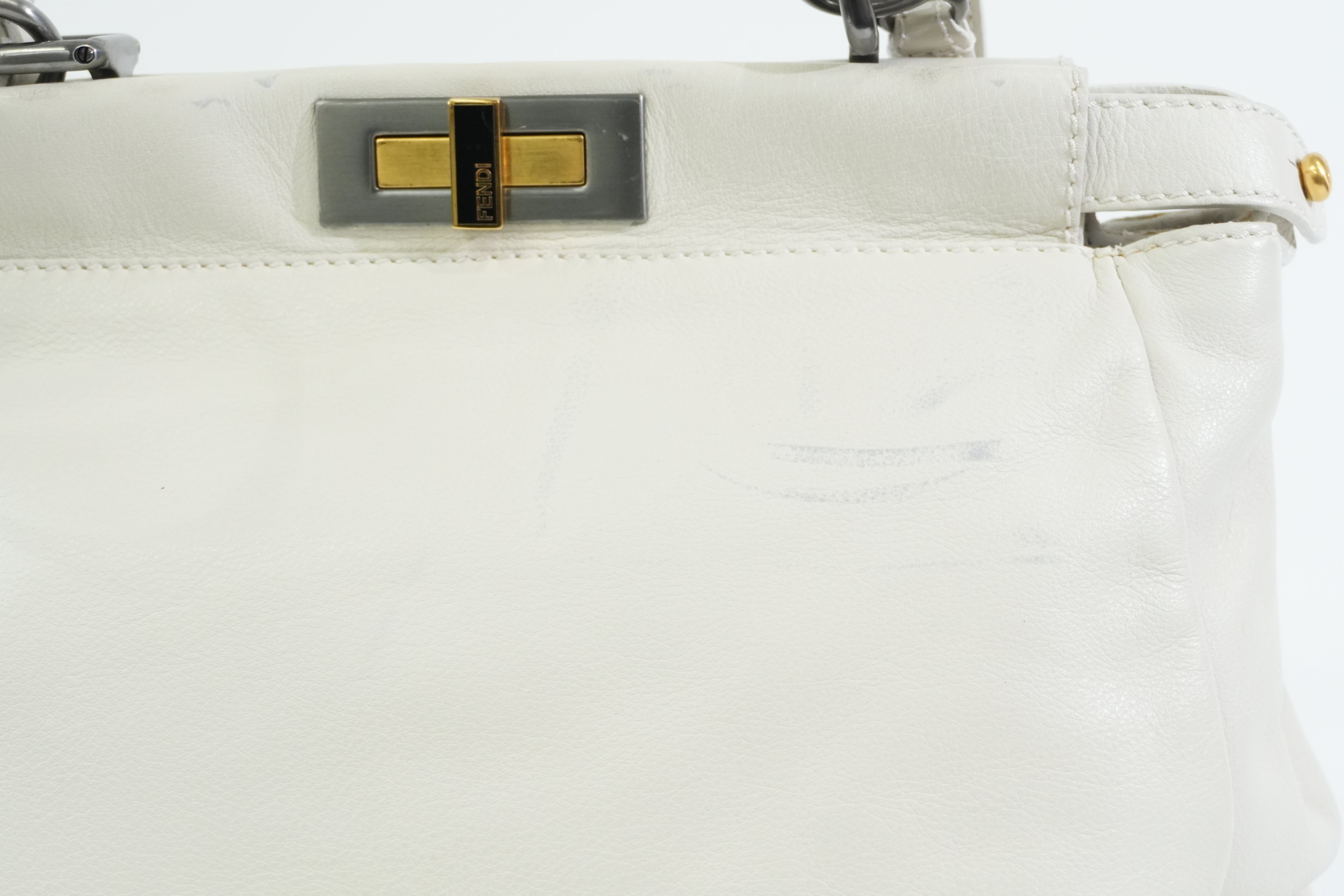 Pre-owned Fendi Peek a Boo Shoulder Bag White